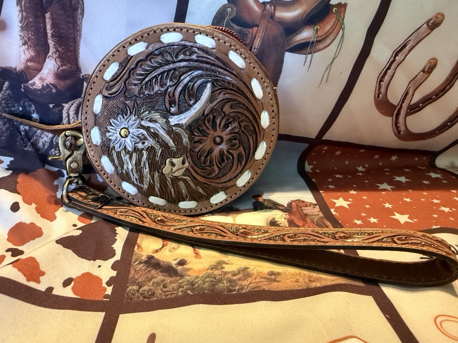 Hand painteBrown Tooled Floral Zip Coin Wallet Wristlet w/ Wrist Strap – Women’s
