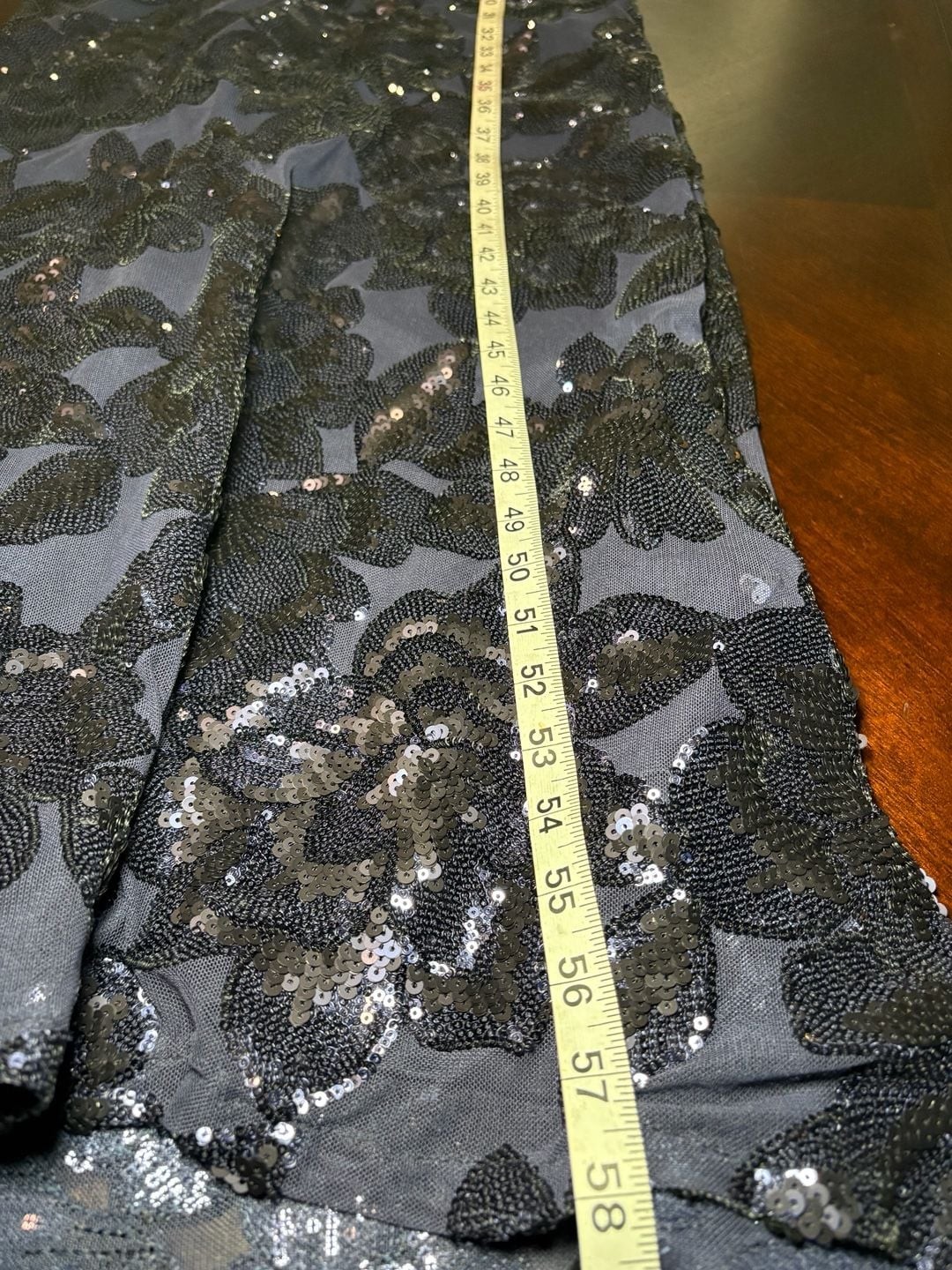 Frank Lyman Montreal Sequin Floral Maxi Gown Dress Navy Size Medium M Fall 2024