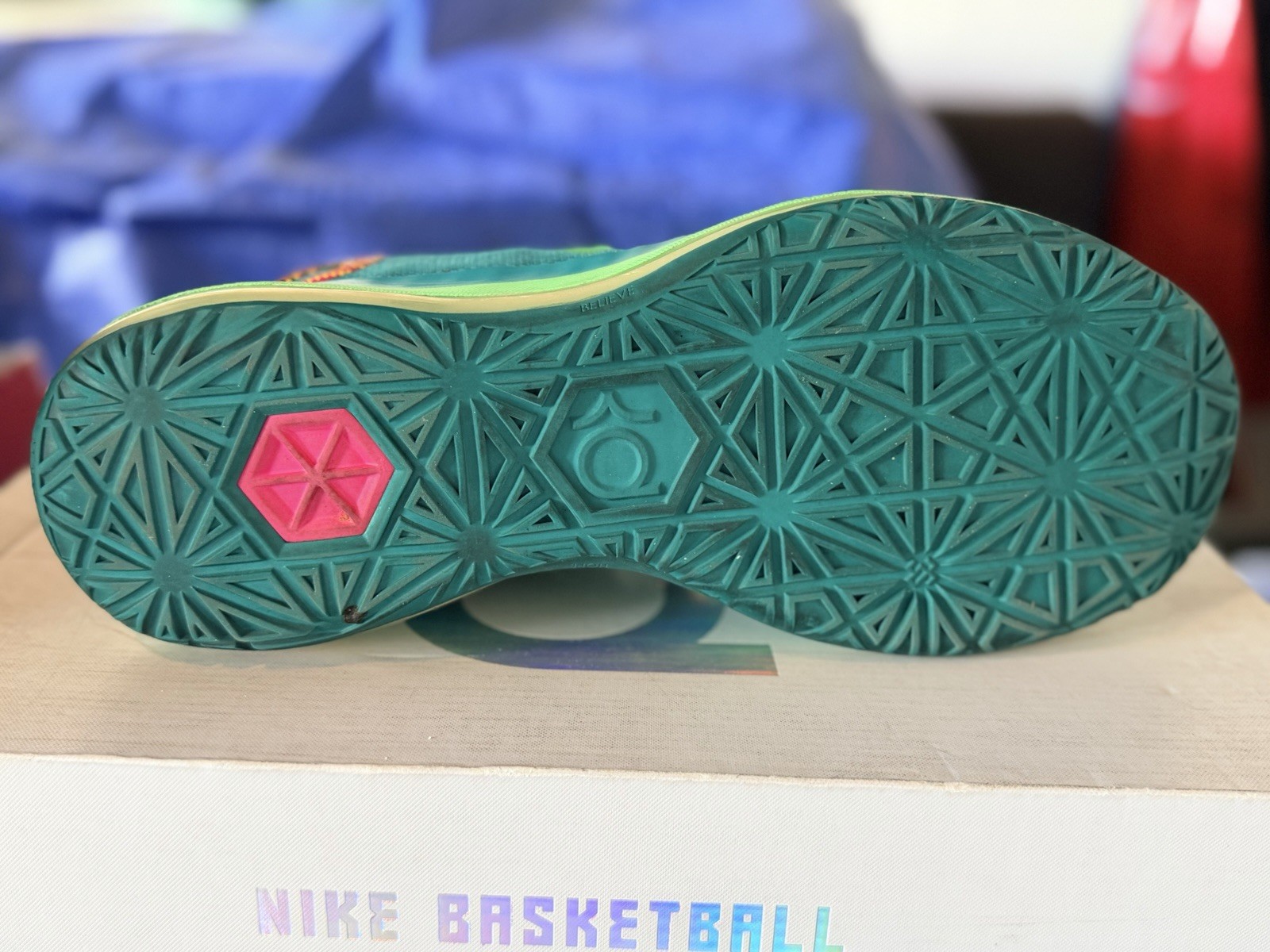 Nike KD 6 VI Mens Size 10.5 Green Pink Basketball Shoes Sneakers