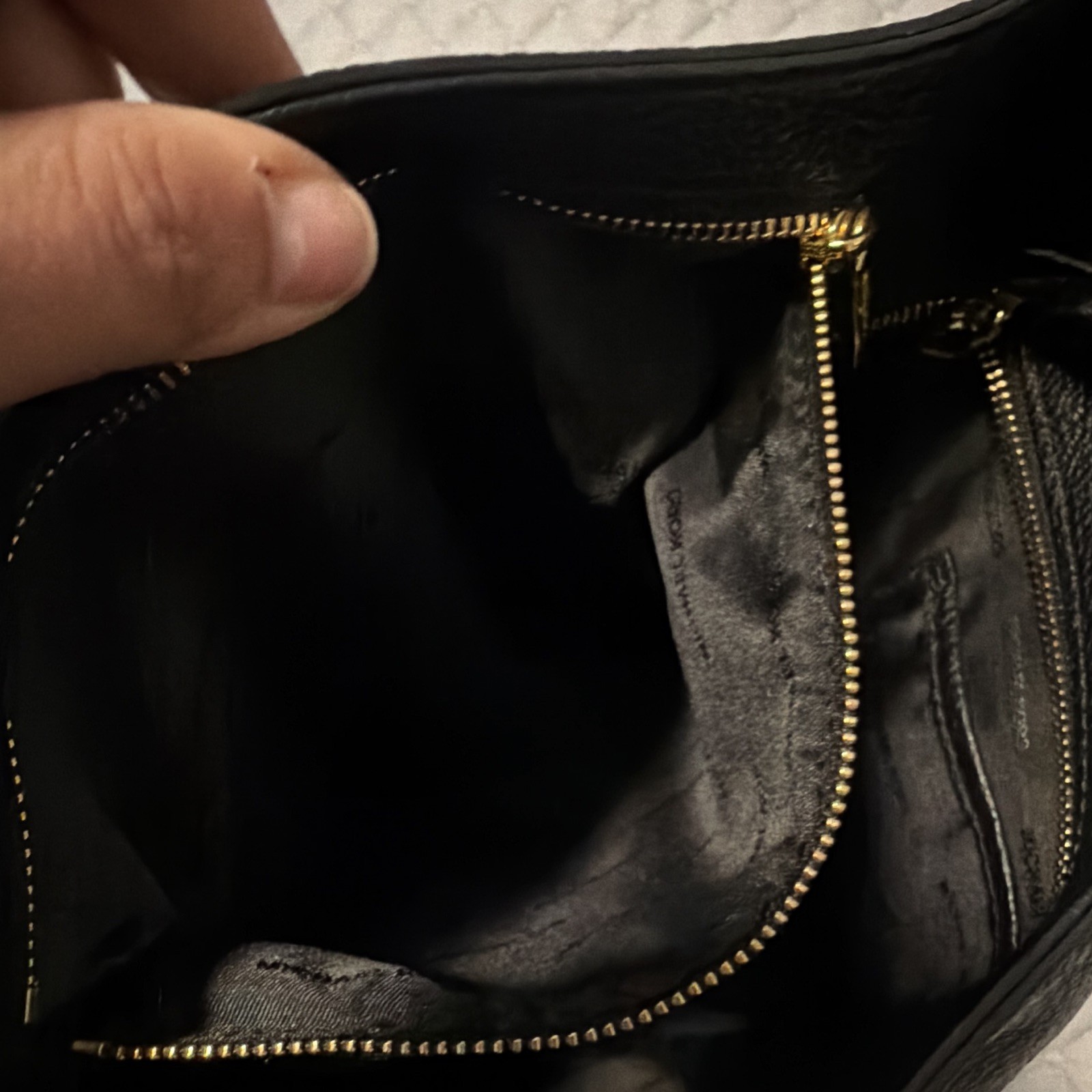 Michael Kors Medium Black Pebbled Shoulder Bag Gold Hardware Zip MK Charm