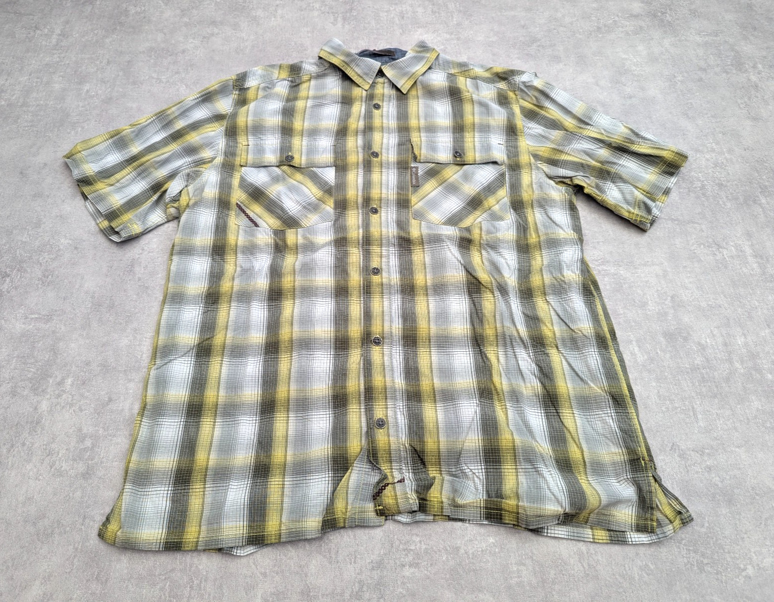 Columbia Shirt Mens L Plaid Check Outdoor Hiking Fishing Gorpcore Utility Retro
