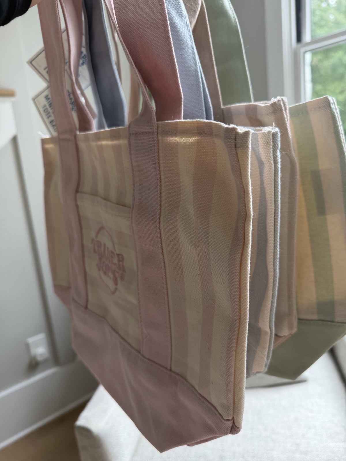 TRADER JOES MINI STRIPED BAGS – NEW WITH TAGS! Set of 4!