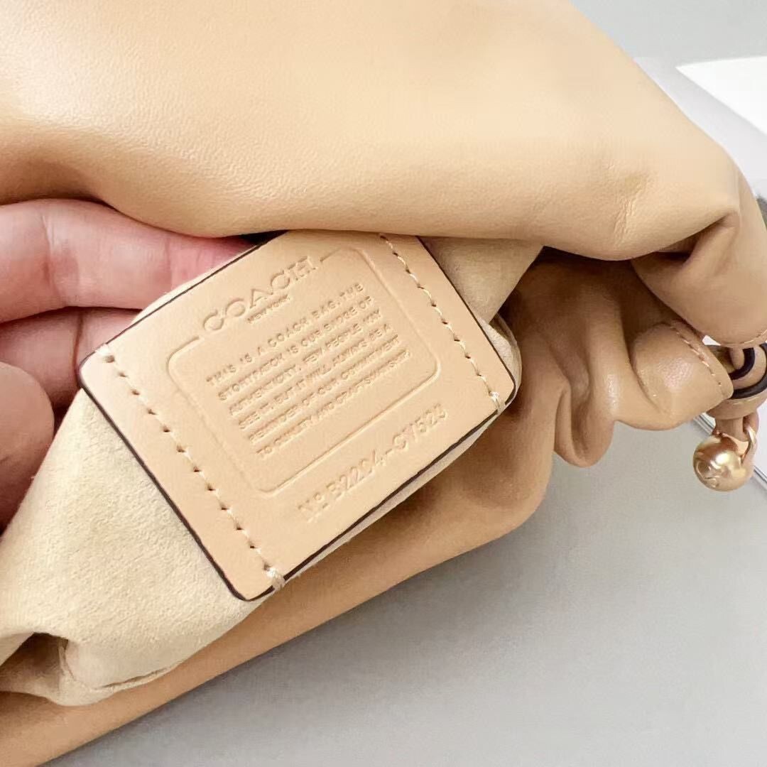COACH Faye Shoulder Bag CV529 Outlet New Rushing Tan