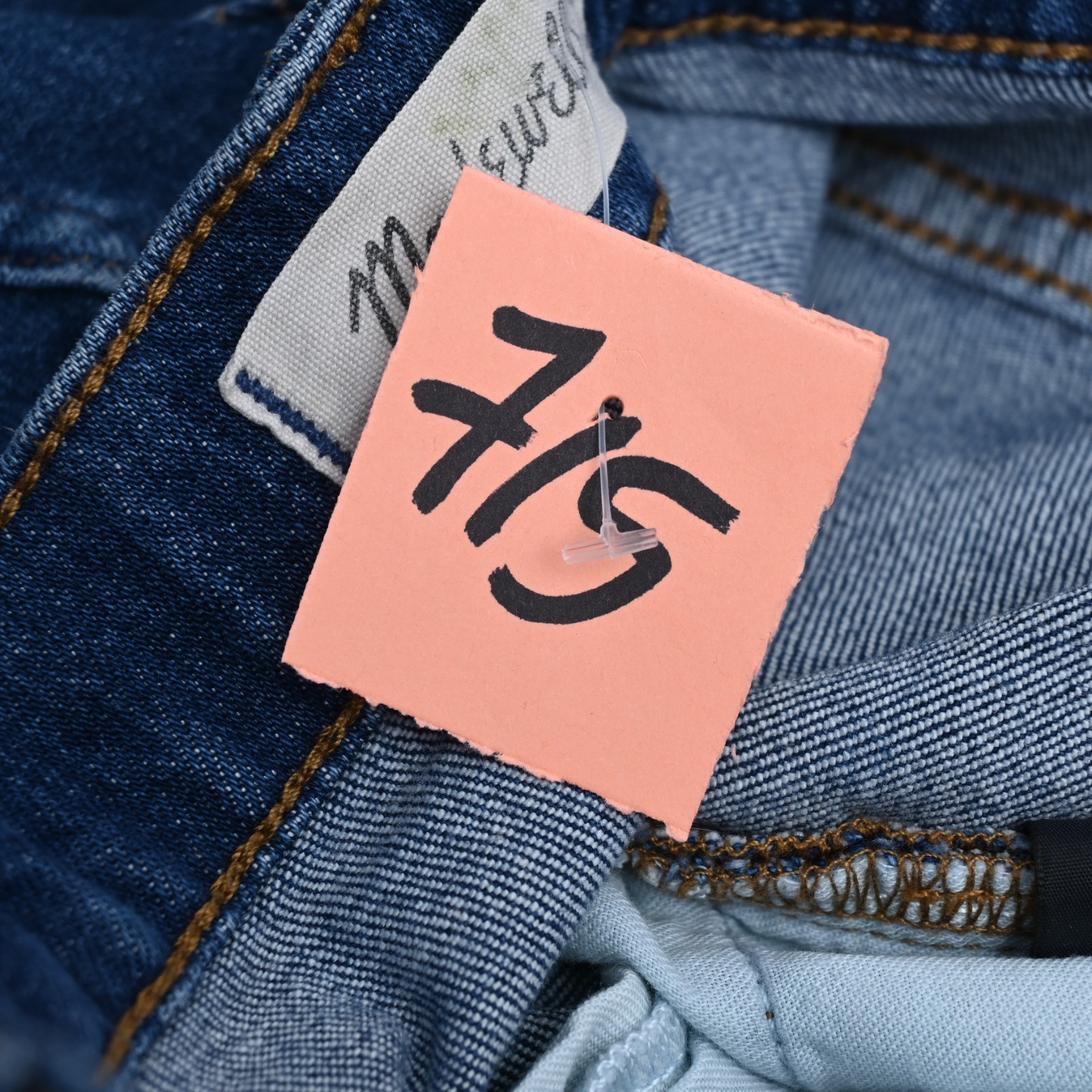 Madewell The High Rise Slim Boyjean Size 27 Medium Wash 98% Cotton & 2% Elastane