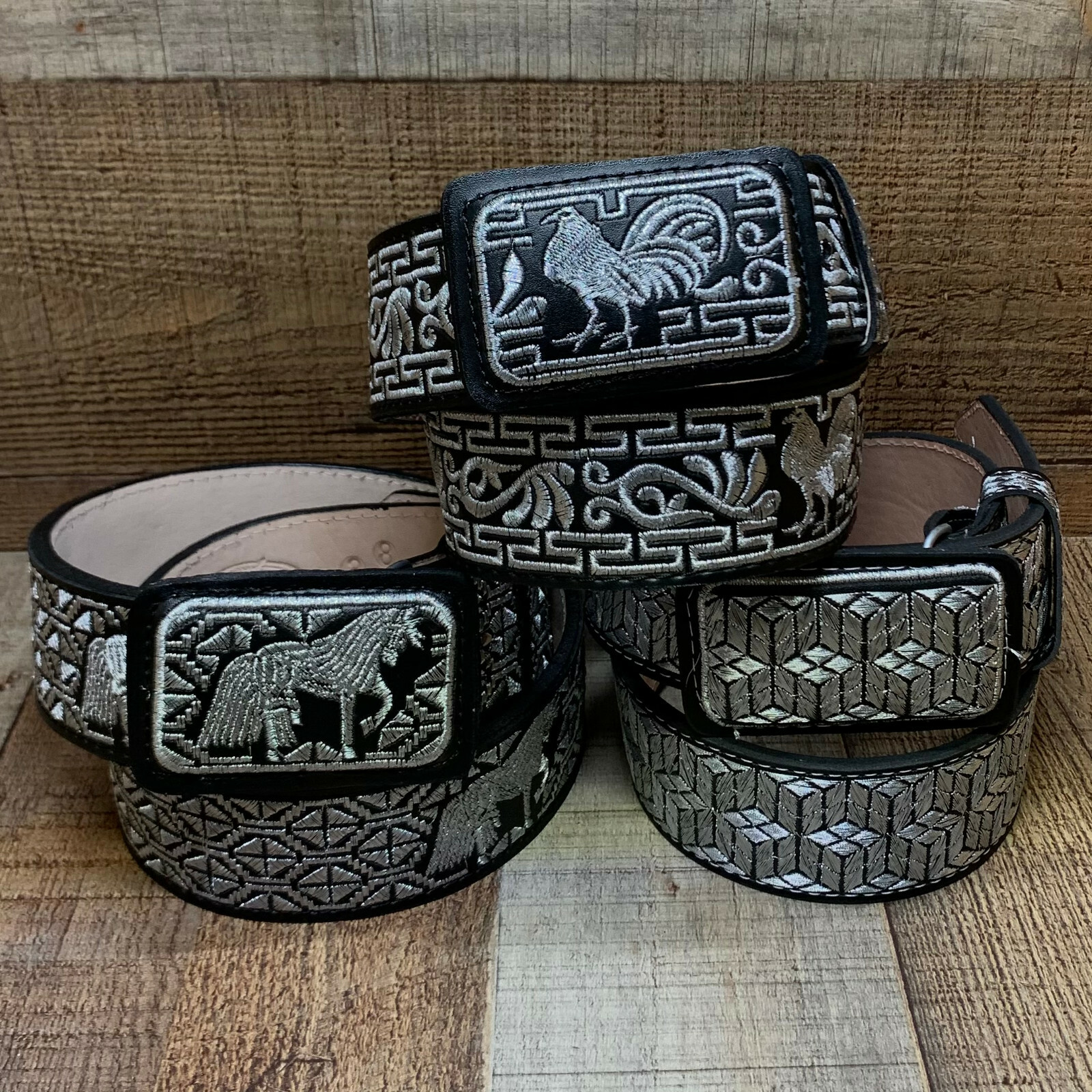 Men’s Platinum Threaded Leather Belt Various Cinto de Hombre Hilo de Plata Piel