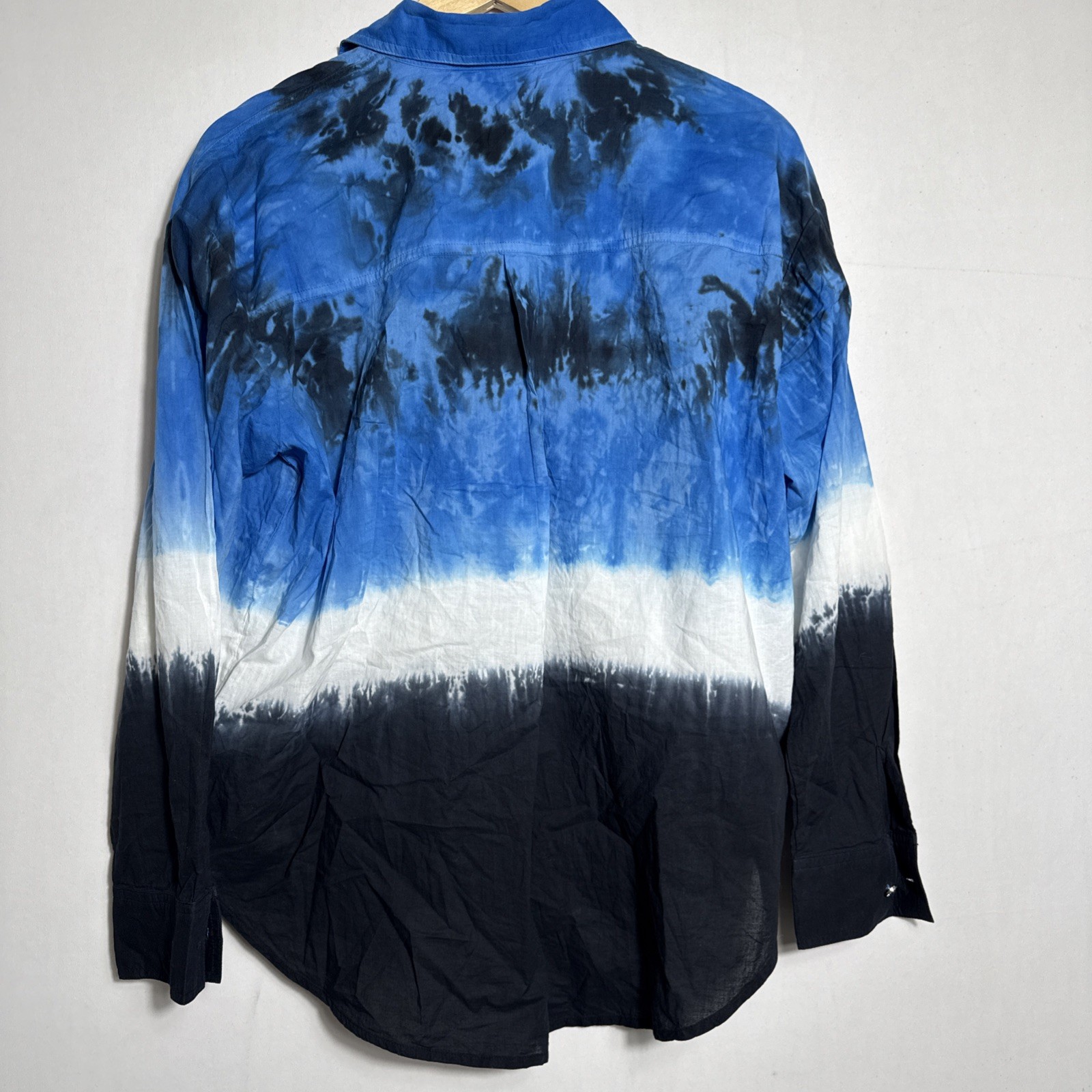 DKNY Women’s Long Sleeve Tie Dye Button Front Shirt Collared Flap Pockets Small