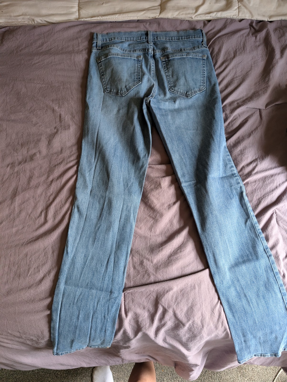 Levi’s Men’s Blue Light Wash Straight Leg Denim Jeans 5-Pocket Size 32