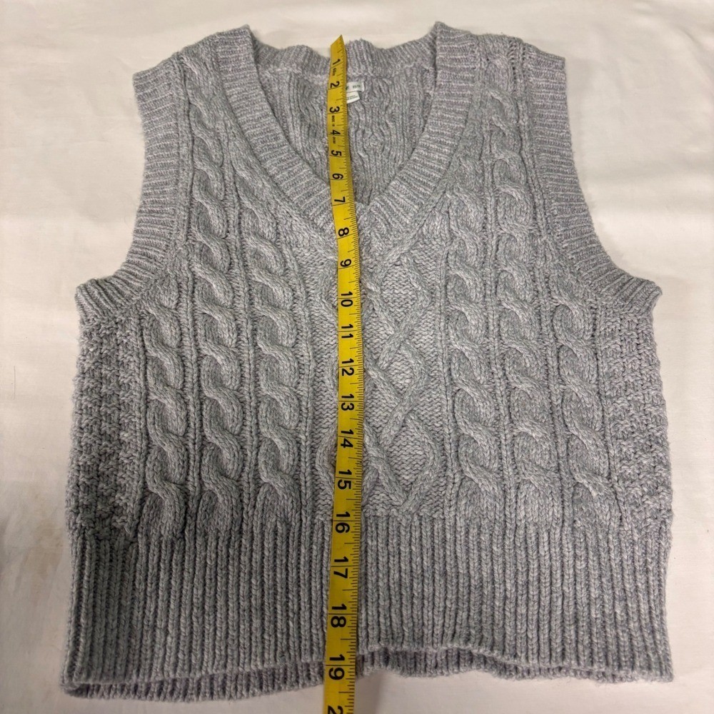 Aerie Gray Cable Knit Sweater Vest Cropped Sleeveless Pullover XS