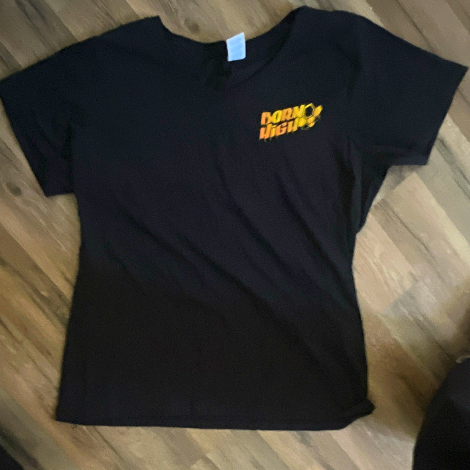 Gildan woman’s M/L Black Graphic Logo Crew Neck Short Sleeve Cotton T-Shirt