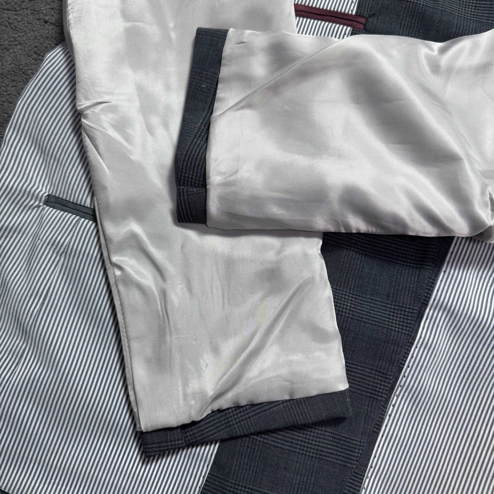 Todd Snyder Mayfair Fit Wool Glen Plaid Sport Coat Blazer Gray 36S Made USA
