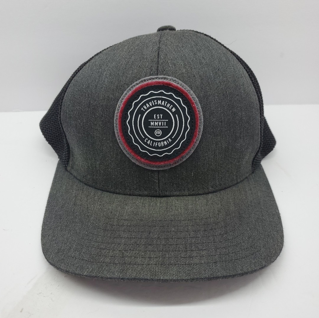 Travis Mathew Golf Hat FlexFit Tech110 Gray Trucker Mesh Snapback Cap