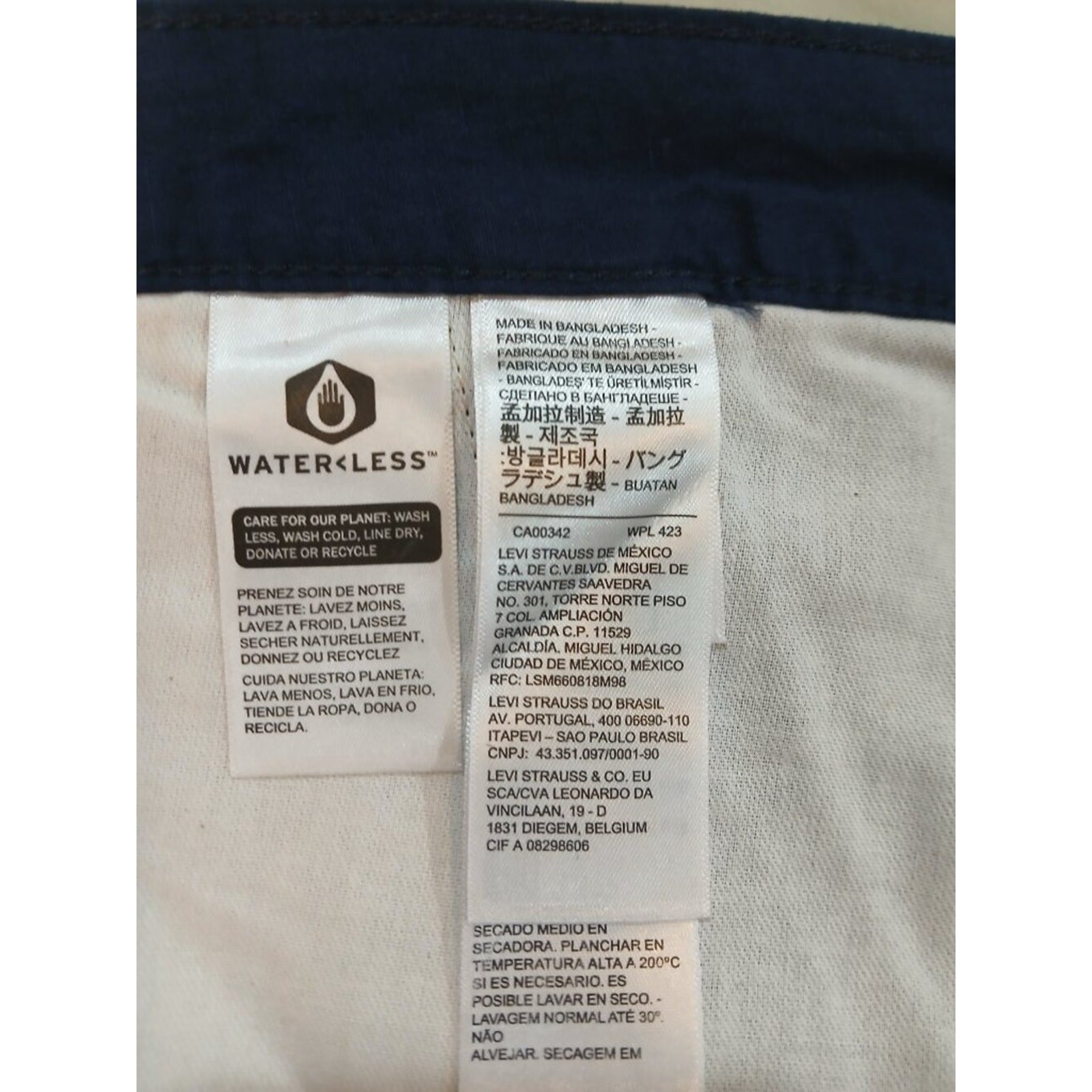Levi’s Carrier Cargo Shorts 44 Blue Cove Navy NWT 100% Cotton WaterLess