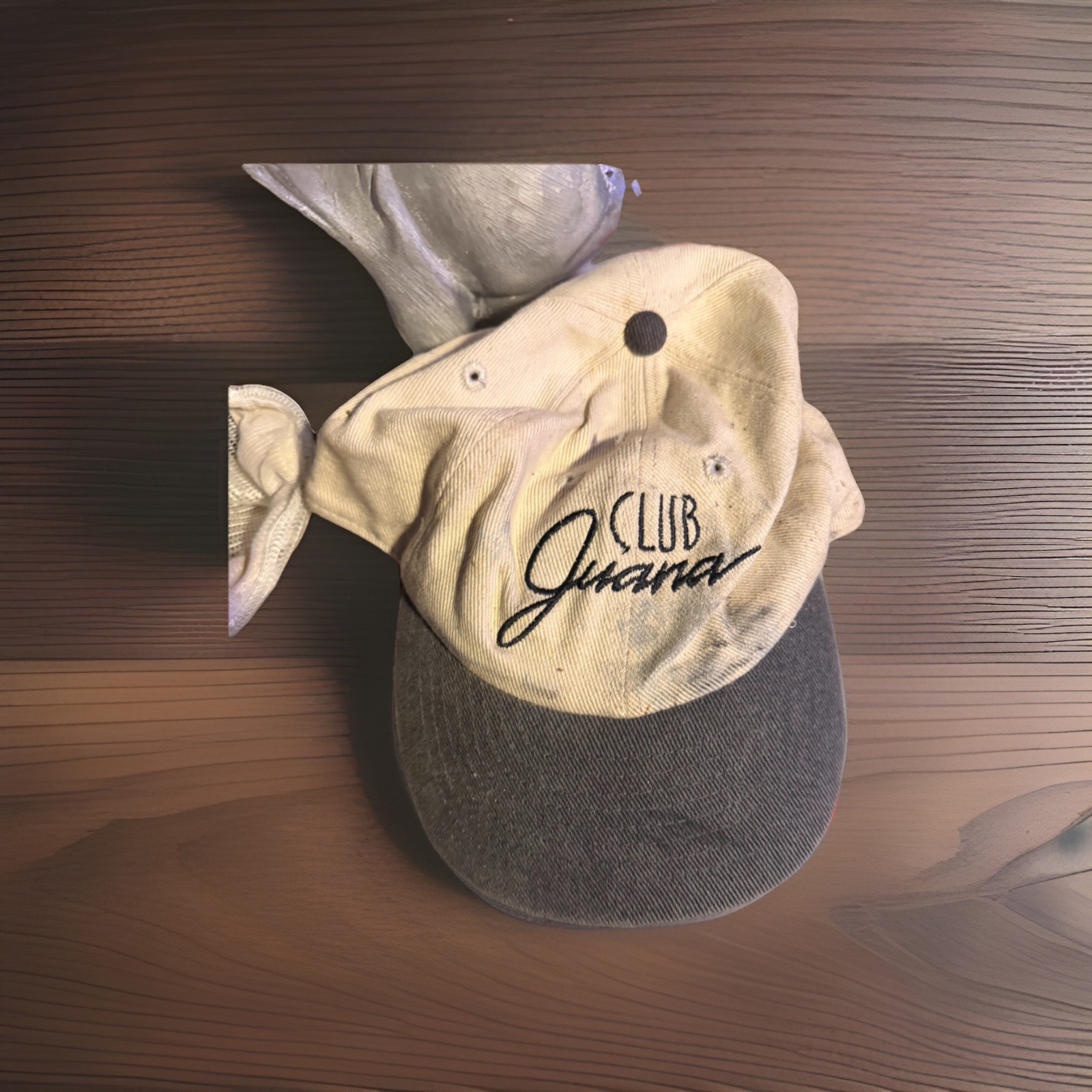 Club Juana Hat 1 each Snapback Trucker Caps White Multicolor & Styles