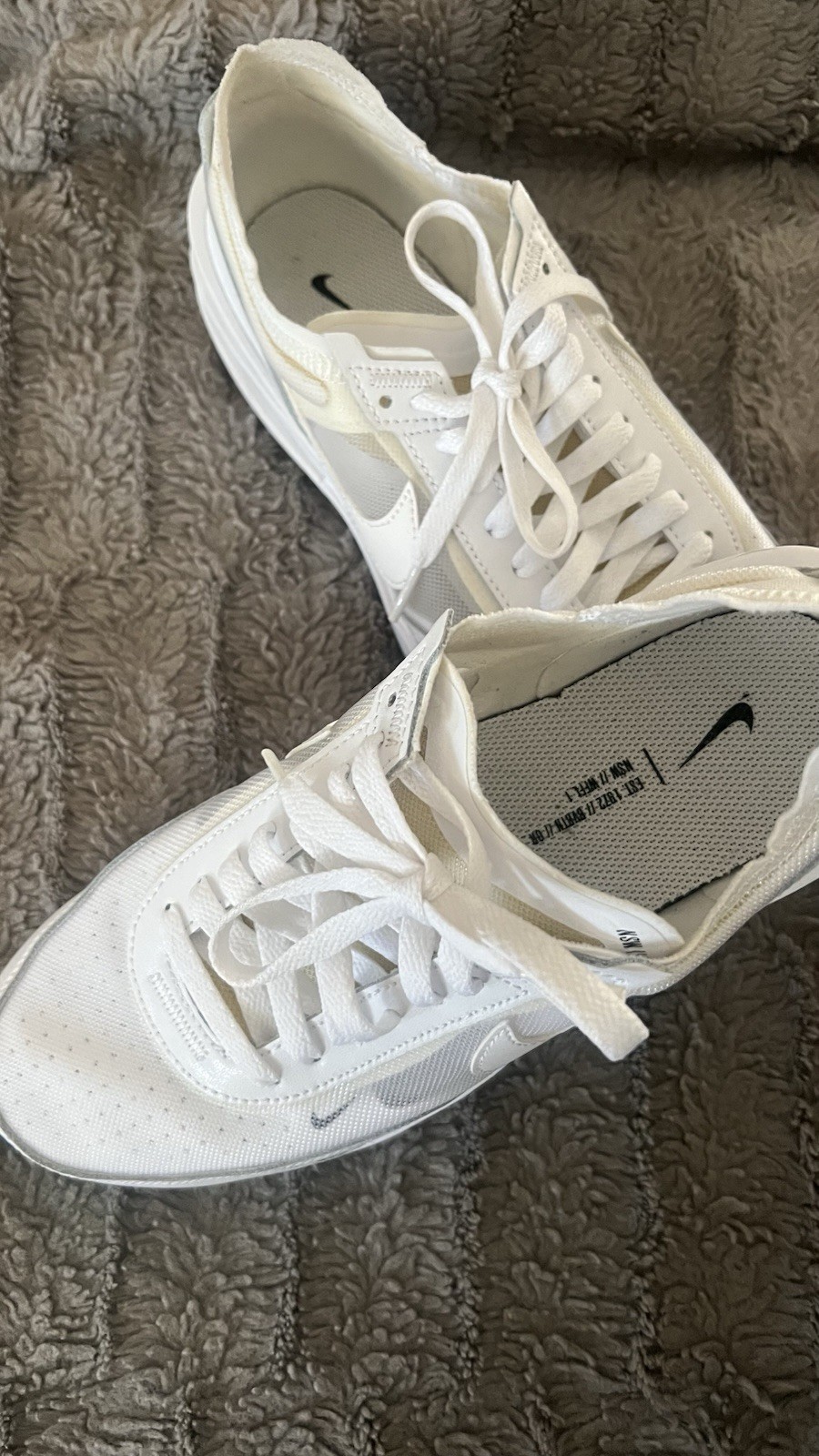 Nike NSW WFFL 1 White Leather Mesh Lace Up Low Top Athletic Sneakers