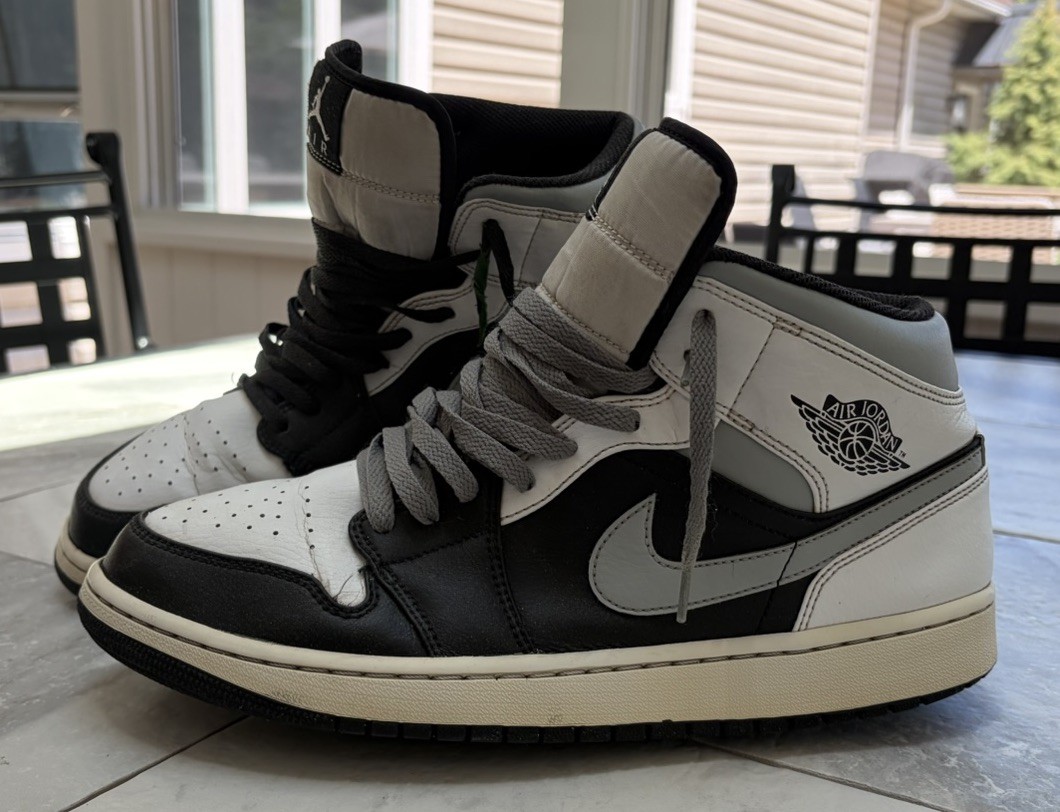 Jordan Air Jordan 1 Mid Smoke Grey Black & White Size 12 U.S. Eur 46 Read Desc.