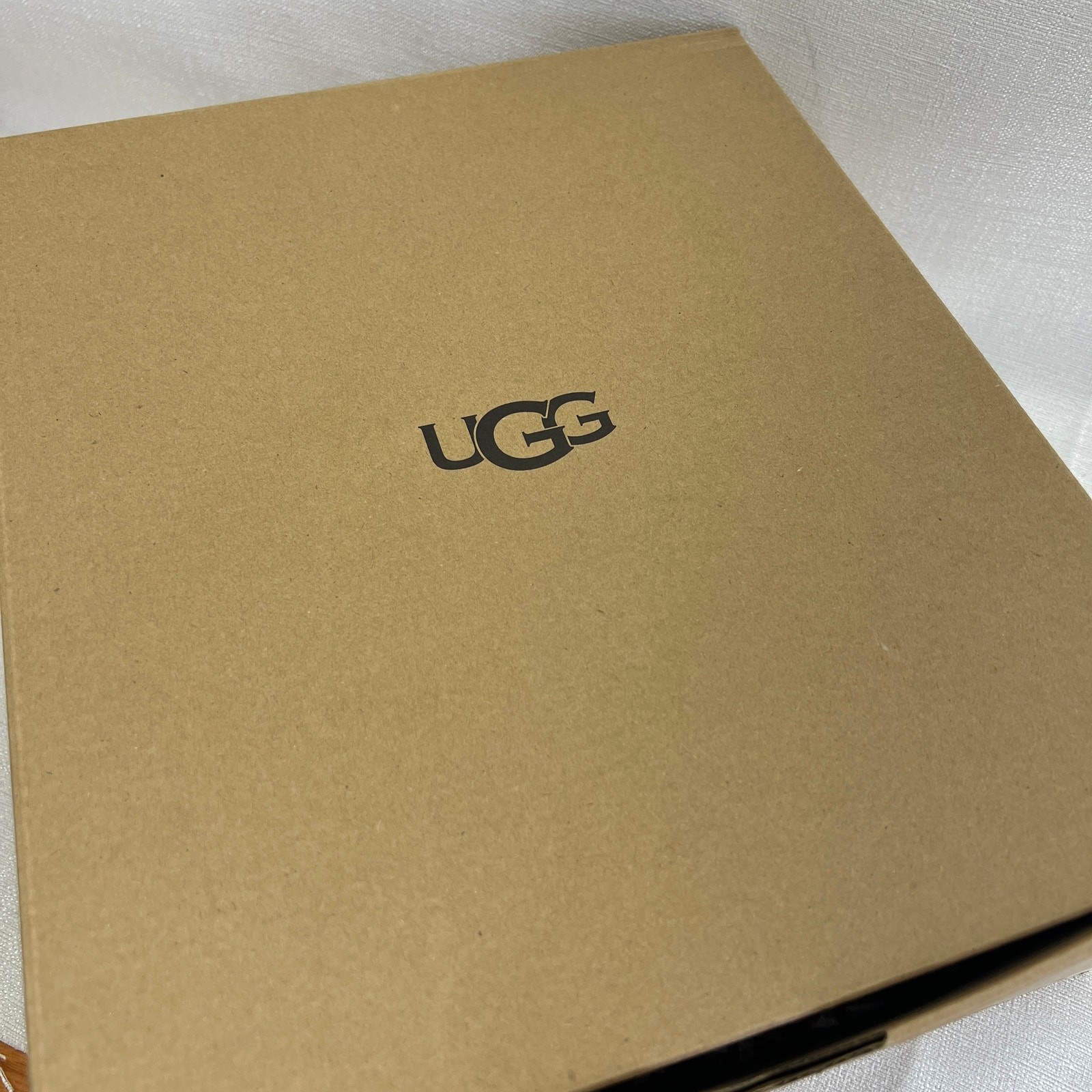 UGG CA805 x BEAMS Black Bear Men’s 9 – Rare Collab, 12×12 Series