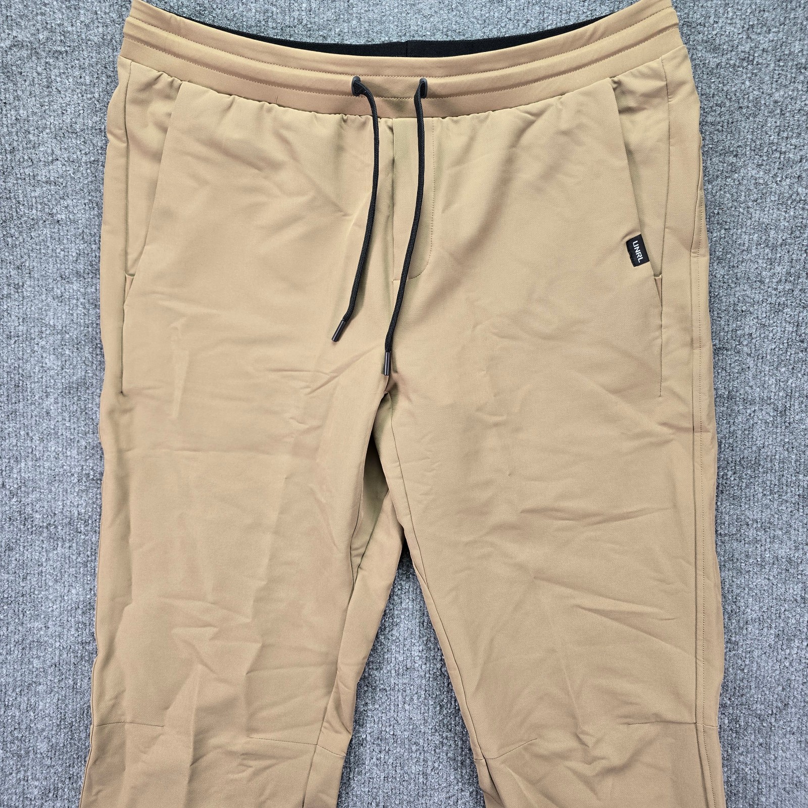 UNRL Apex Pants Mens Large Tall Desert Khaki Chino Performance Drawstring Gym