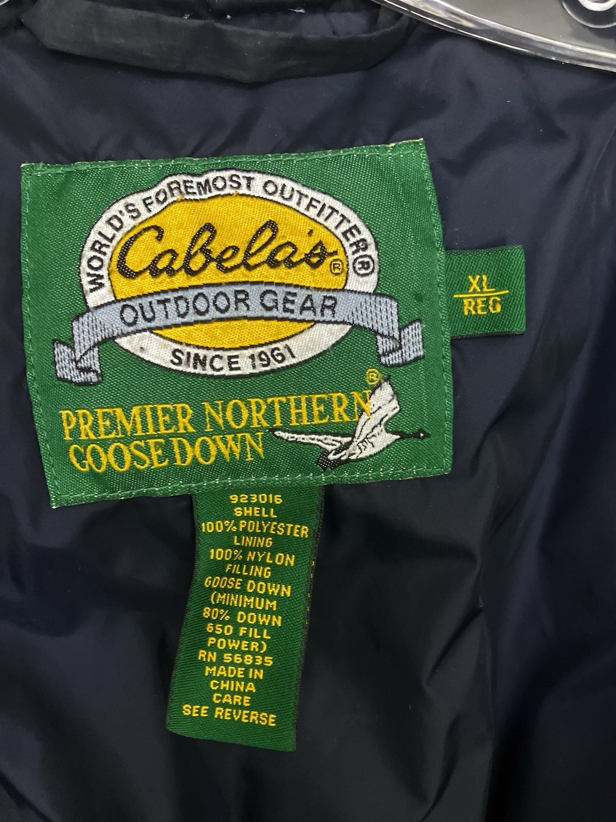 CABELAS Premier Northern Goose Down Men XL 650 Fill Quilted Puffer Jacket ISSUES