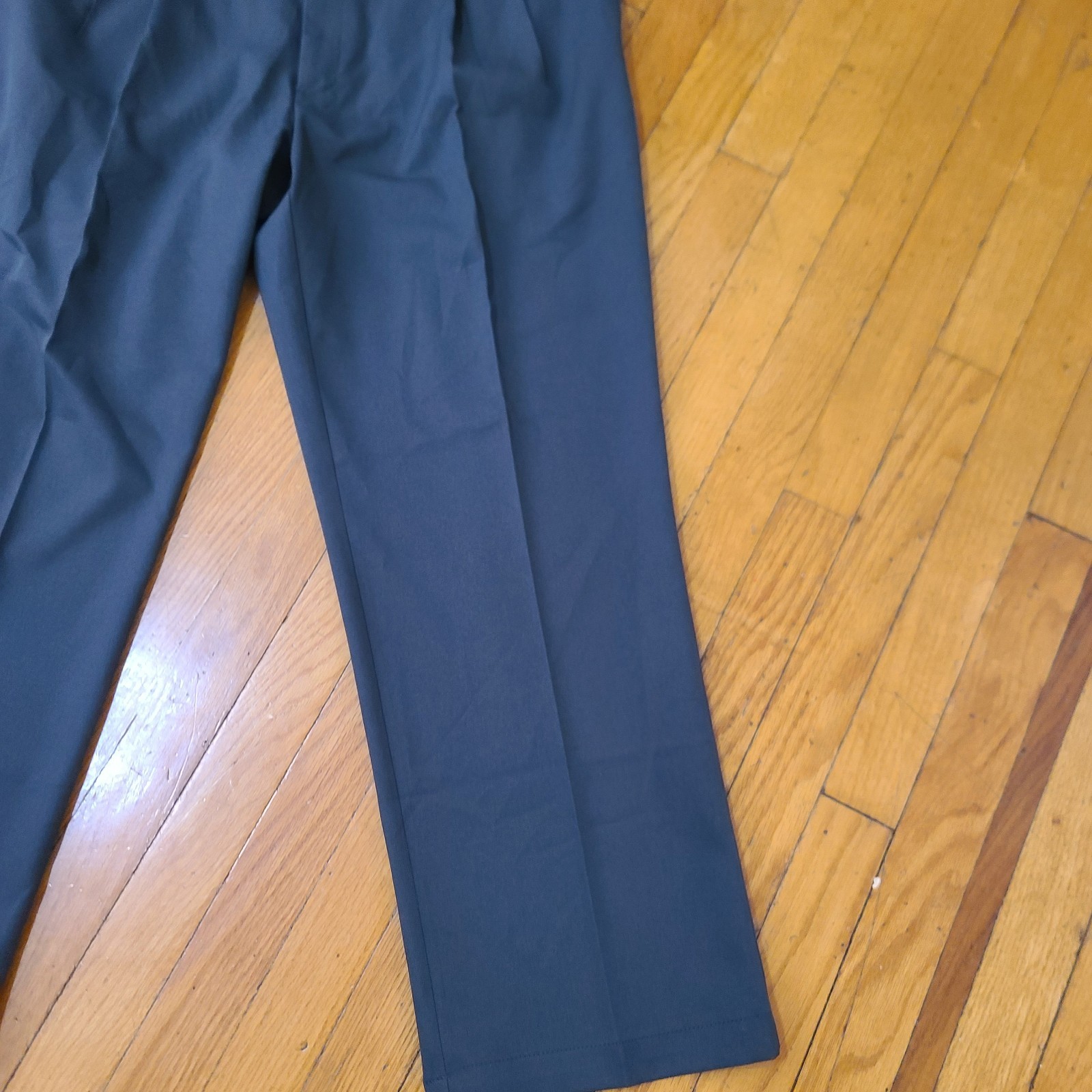 Pleated Haggar Cool 18 Pro Dress Pants Men’s 40×29 Dark Gray Classic Fit