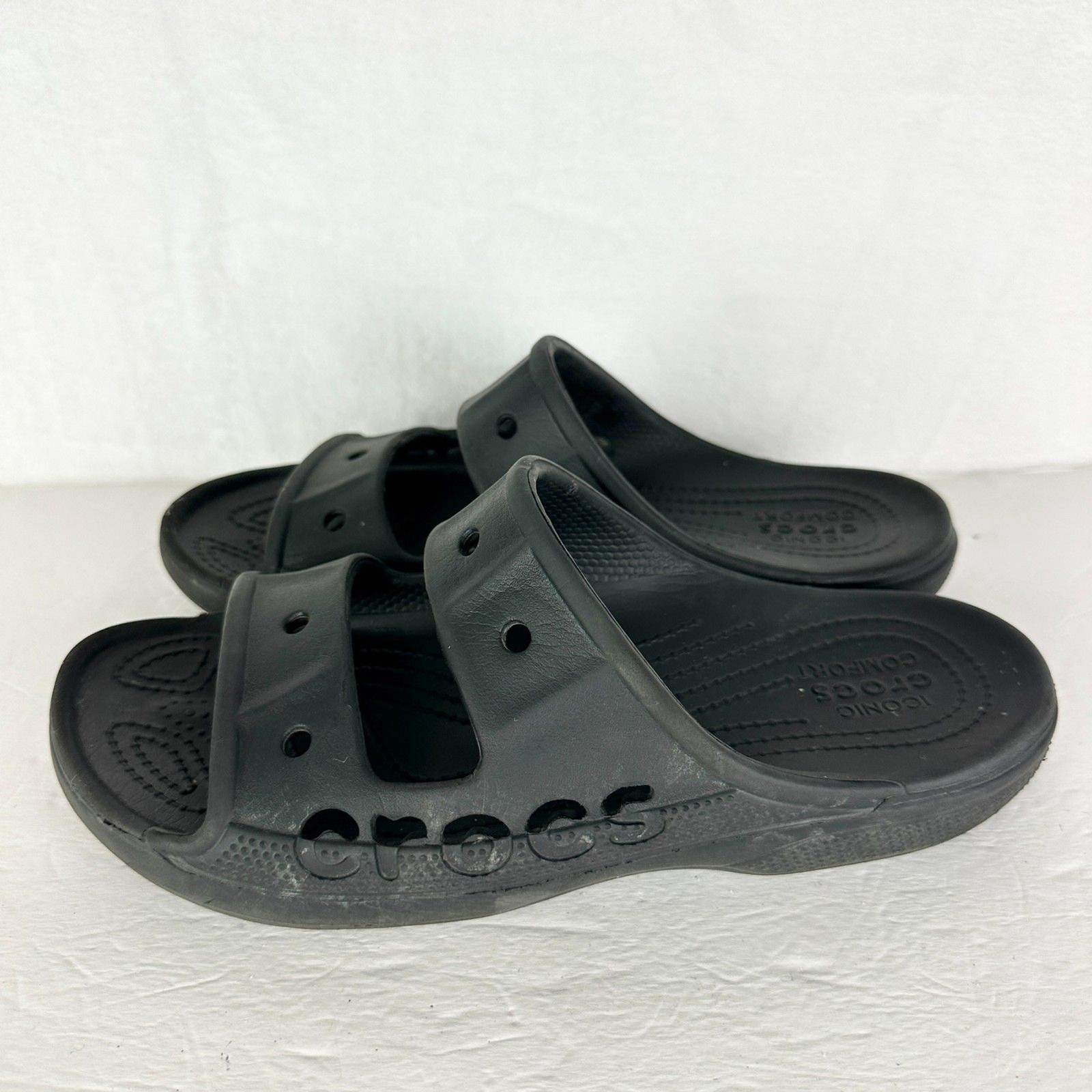 Crocs Women’s Baya Slide Sandal Size 9 Black Summer Beach Casual Comfort