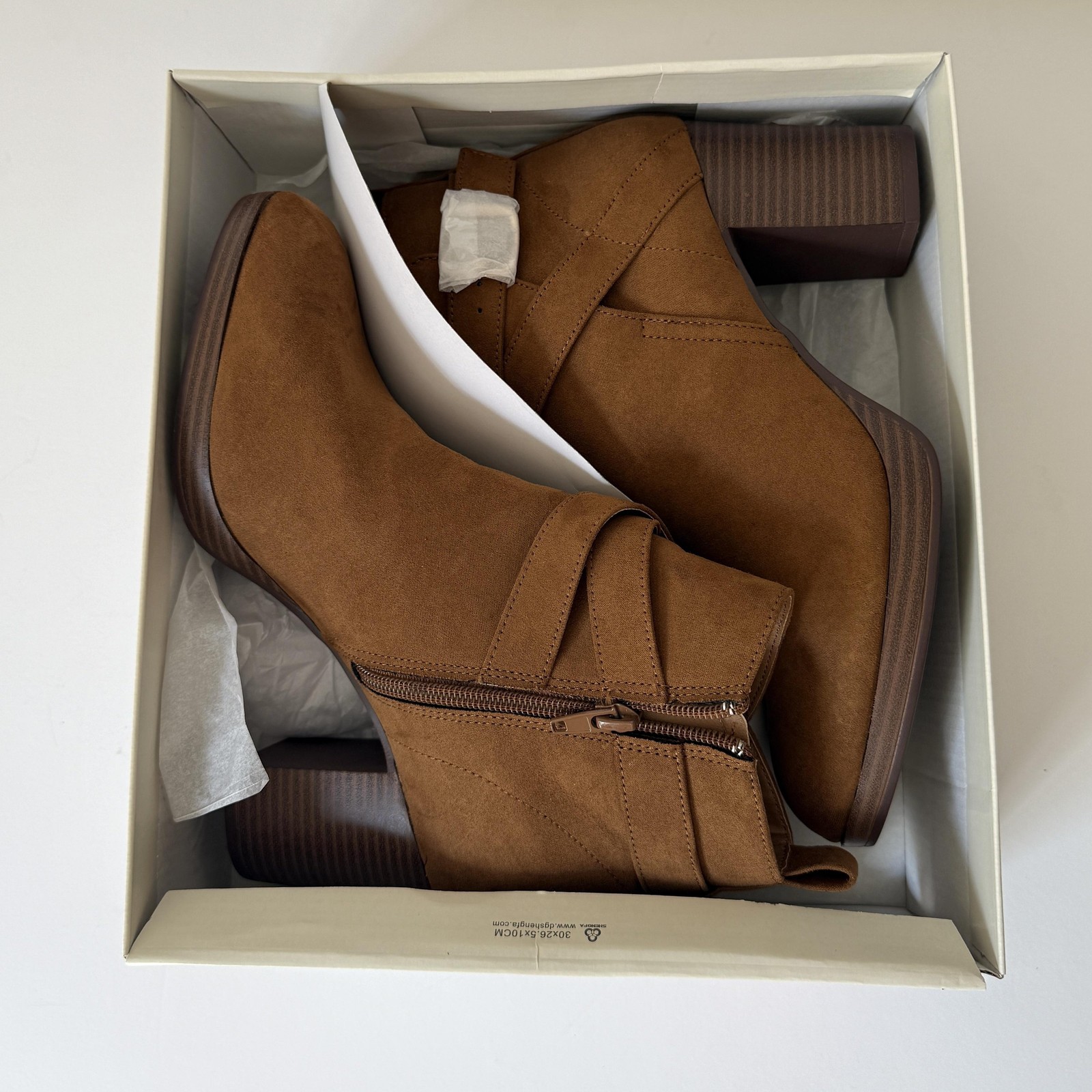 Style & Co Boots Womens Size 8.5 Brown Ankle Booties Side Zip Faux Suede Buckle