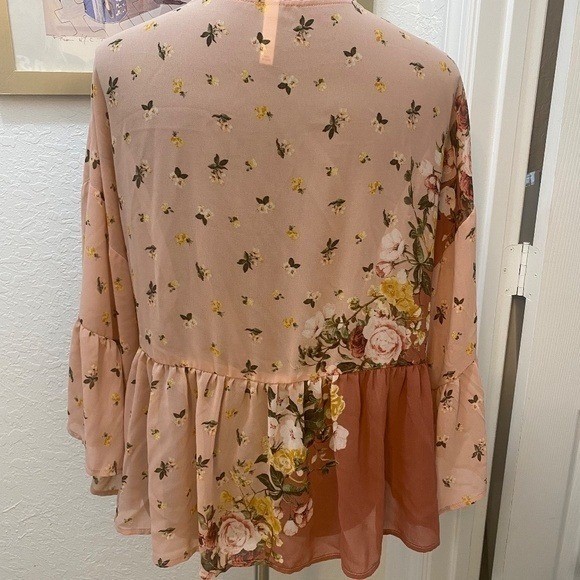 Xhilaration Top, Adorable, Size: XS