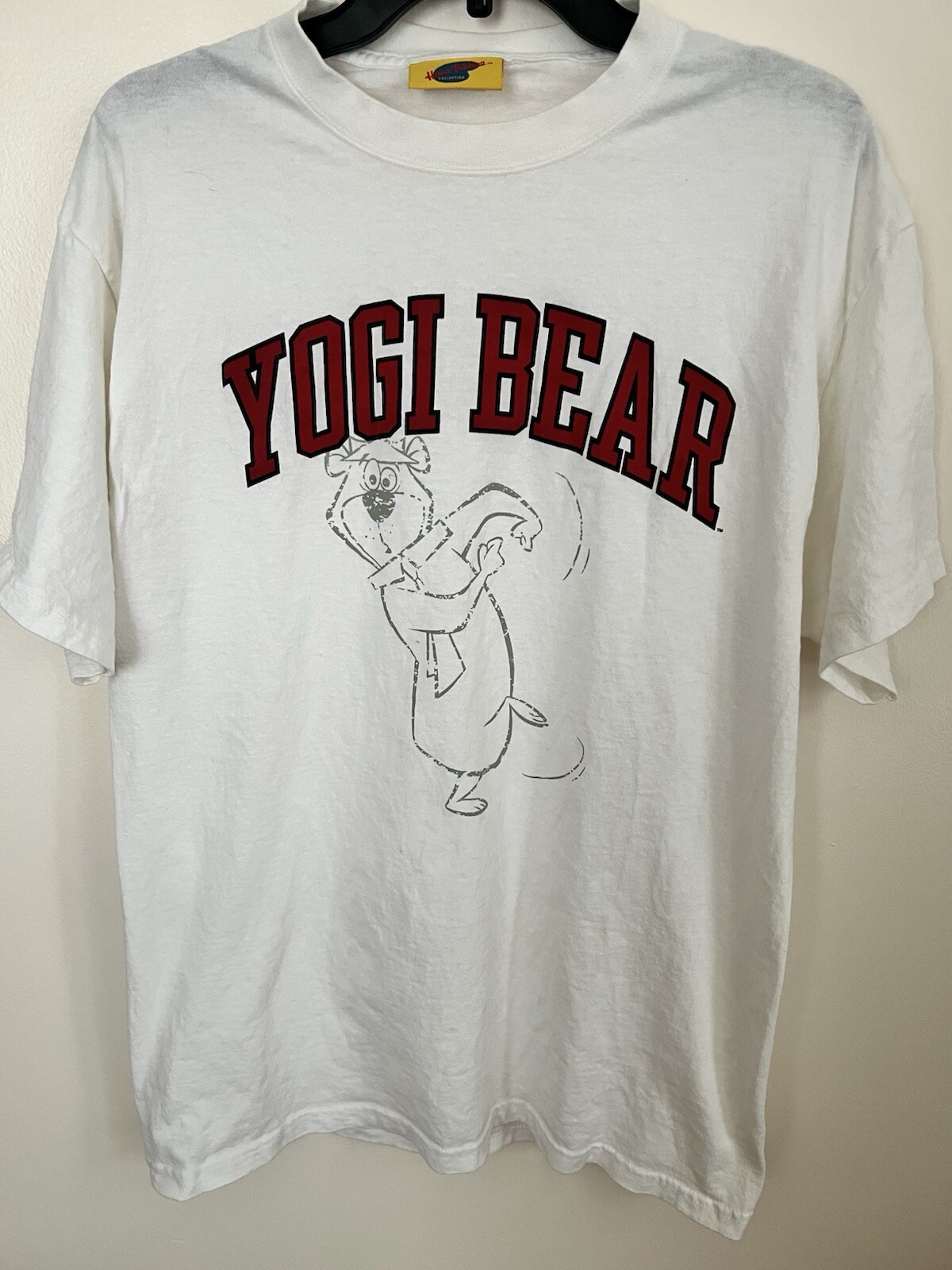 VTG Retro Style Yogi Bear White Shirt Men’s Large Hanna Barbera Cartoon