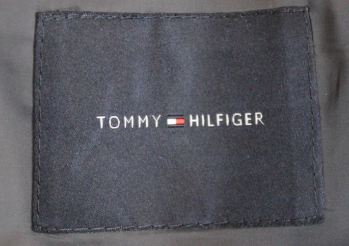 Tommy Hilfiger Blazer Jacket Men’s Size 44L Gray Windowpane Check 2-Button