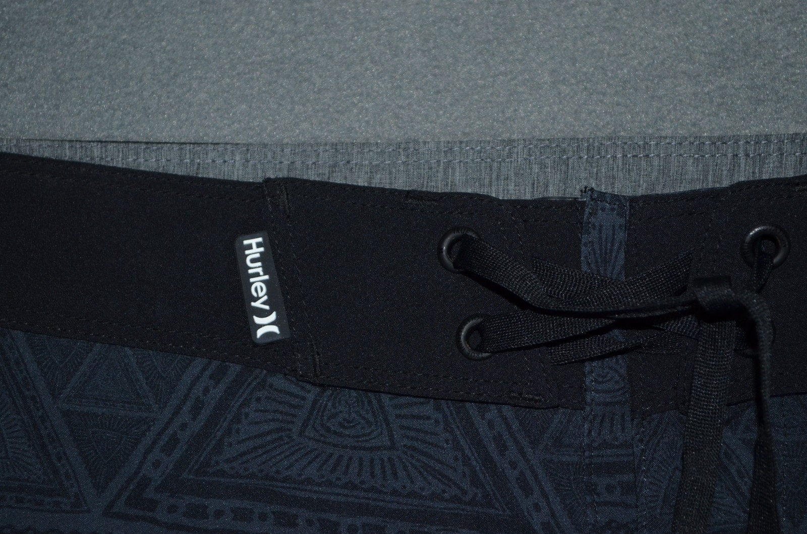 Hurley Phantom Boardshorts Mens 32 Gray/Black 9″ Inseam Aztec 20″ Length New