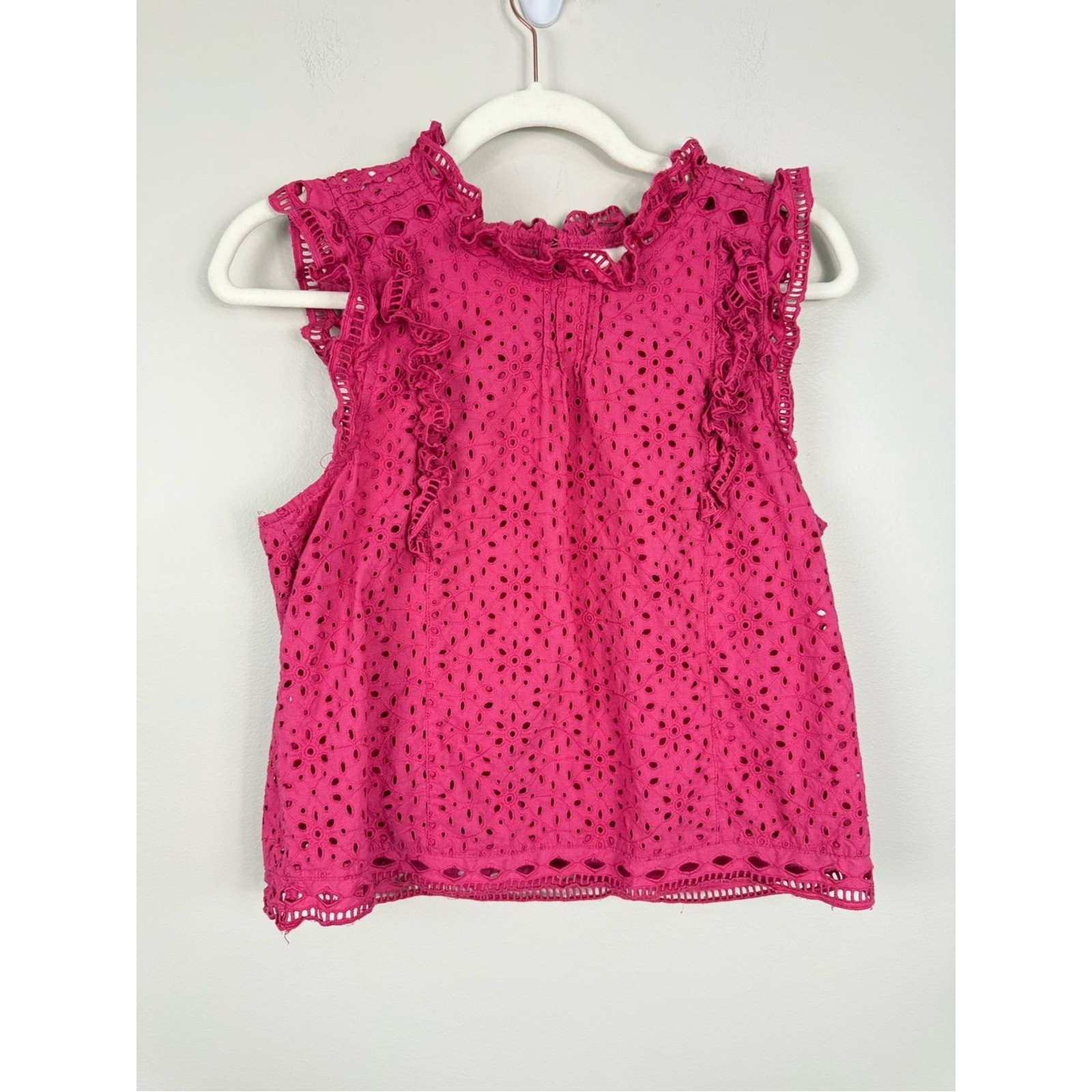 Anthropologie Maeve Eyelet Blouse Womens 4 Pink Ruffle Sleeeveless Top Preppy