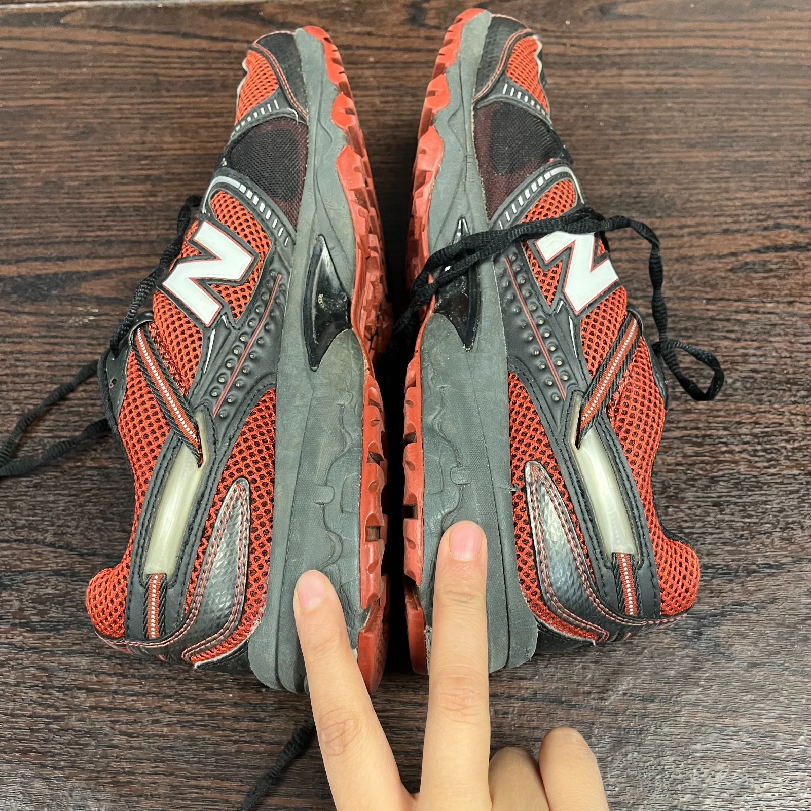 New Balance MT876OR Men’s Running Shoes US 9 Red/Black 876 All Terrain Trail