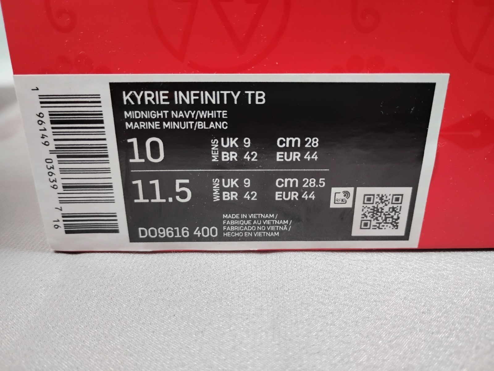 Nike Kyrie Infinity TB Men’s Size 10 Midnight Navy & White Basketball SEE PICS