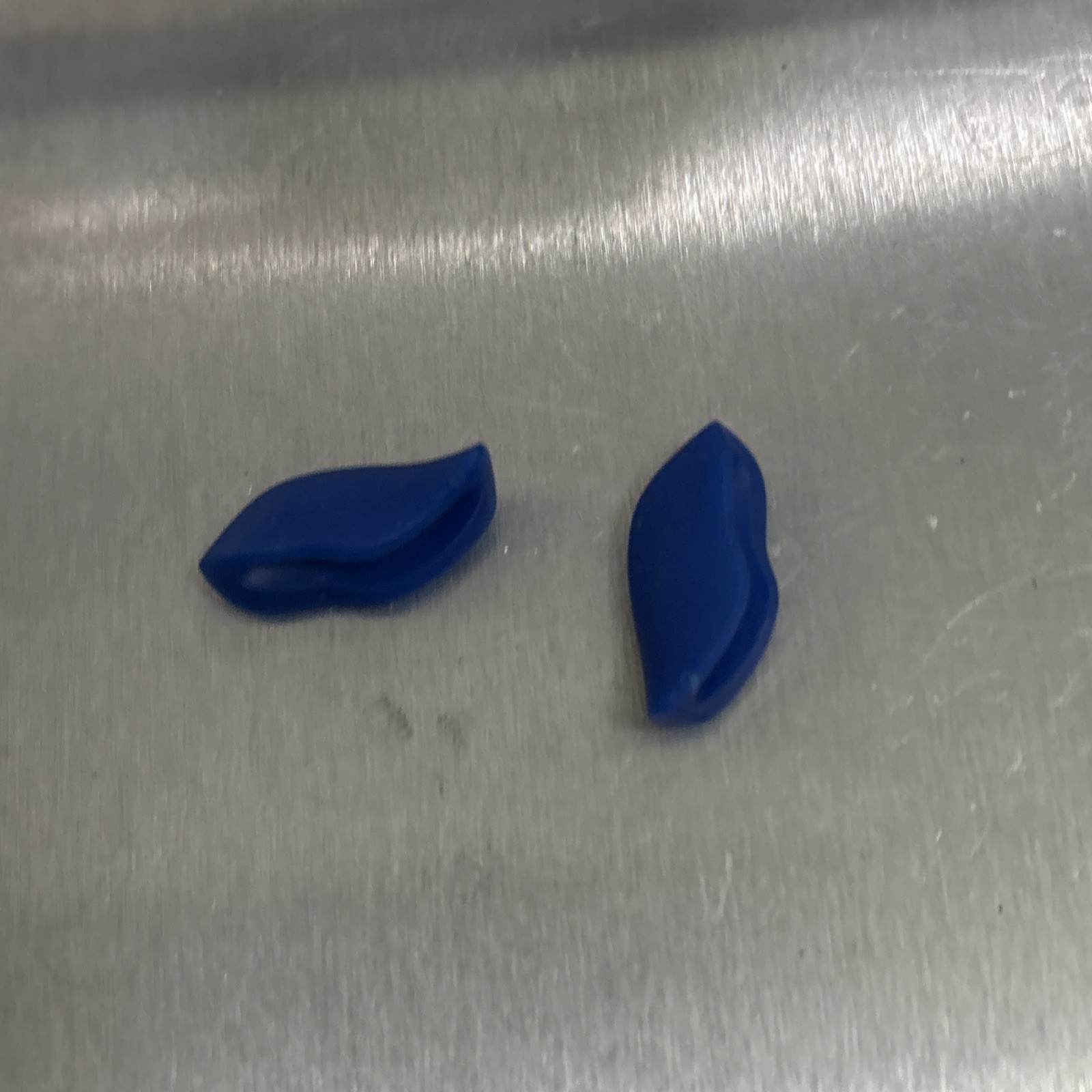 ==Oakley Valve Nose Pads Blue Large Fast S/H=