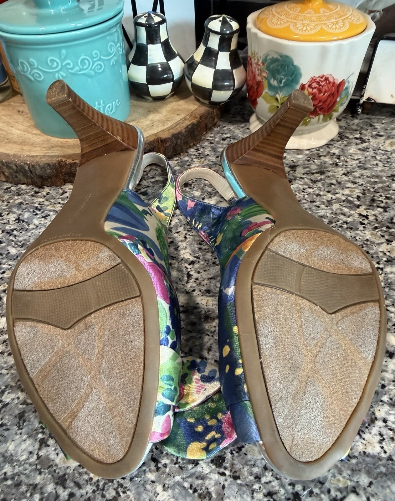 Super Cute Naturalizer Floral Peek A Boo Sling Back Size 8