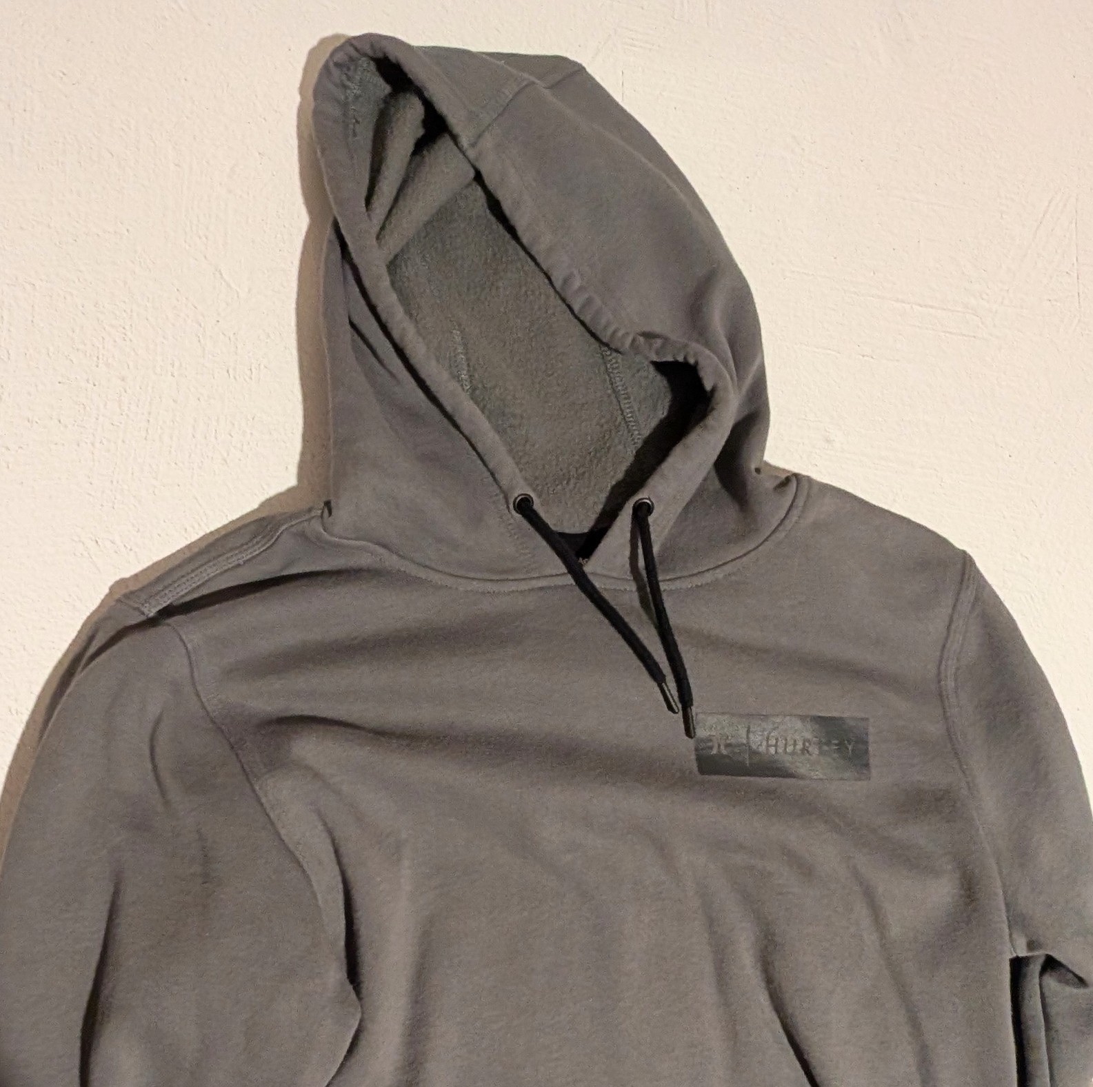 Hurley Men’s Charcoal Gray Hoodie | Size L
