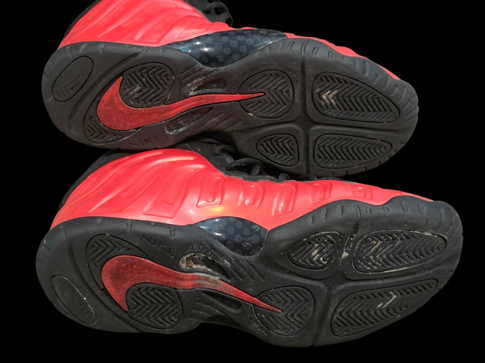 GUC Boys Nike Air Foamposite One Shoes 644791-603 “Habanero Red” Size 6y (A10)