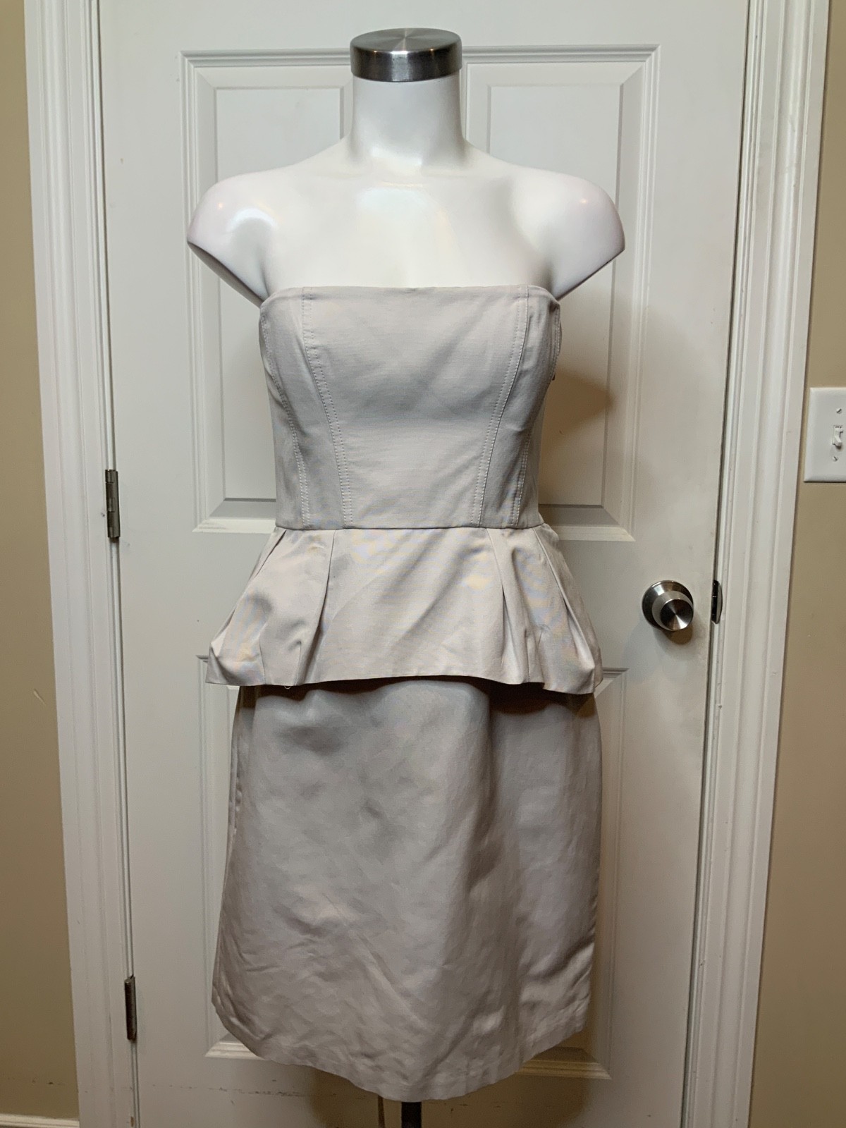 BCBG Max Azria Avanti Light Ash Gray Strapless Peplum Dress, Size 8, NWT!