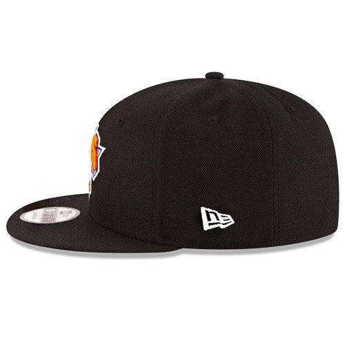 New Era New York Knicks 9Fifty Snapback Hat NBA Official Classic Solid Black Cap