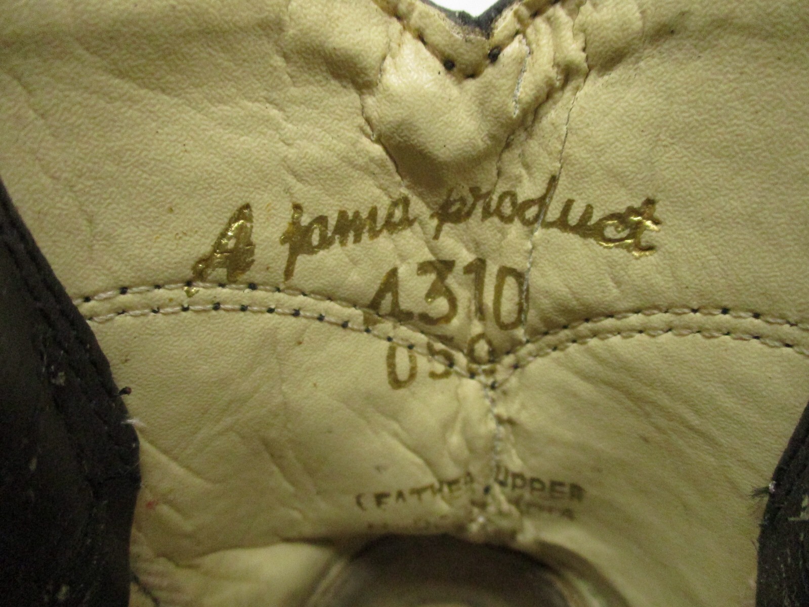 A JAMA PRODUCT Baby Size 5 Black Leather Cowboy Western Roper Boots