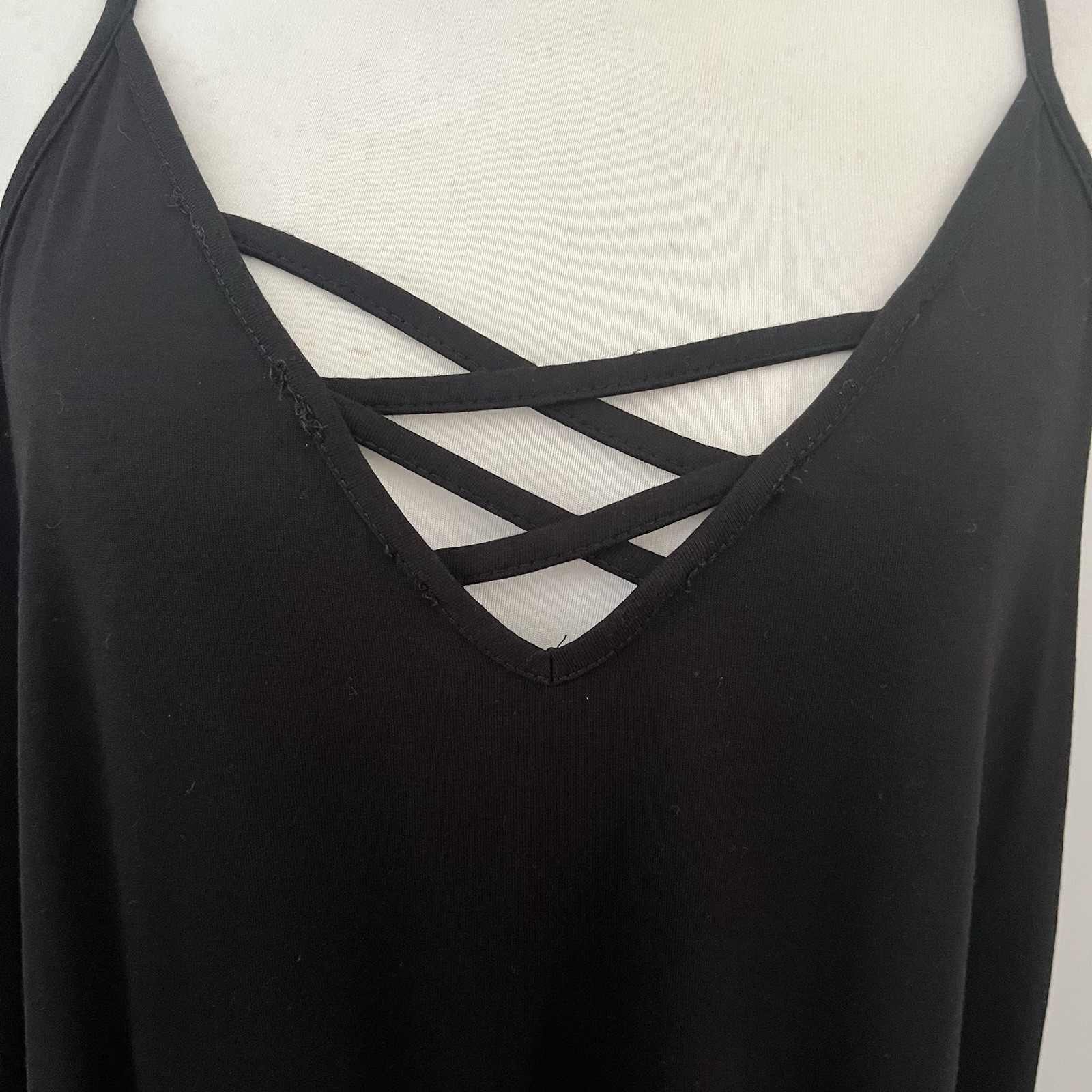 Yours Size 22/24 Black Sleeveless Tunic Top Criss Cross Front Summer Beach
