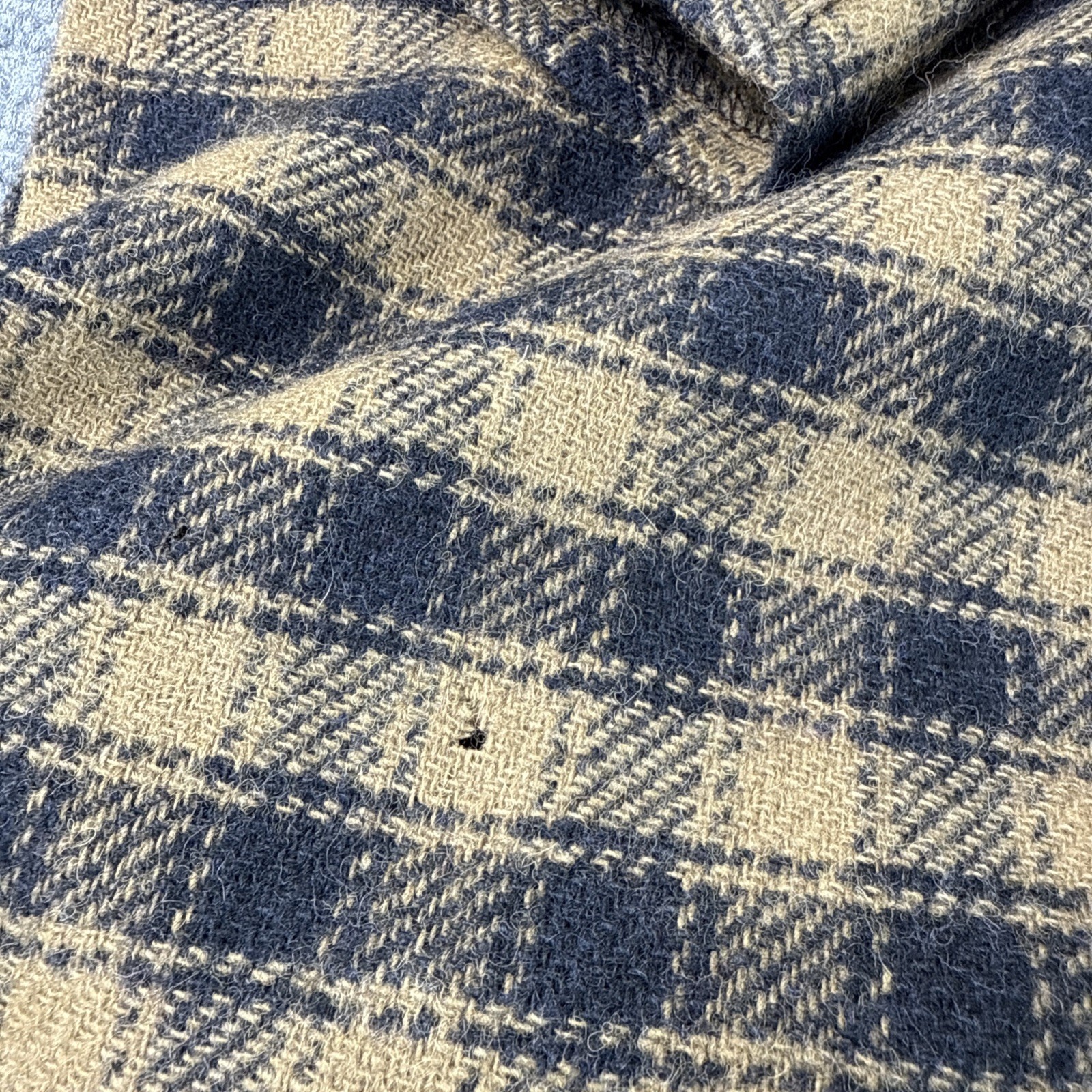 Harvé Benard Wool Cape Coat Womens Small Brown Plaid Hooded Vintage Style Jacket