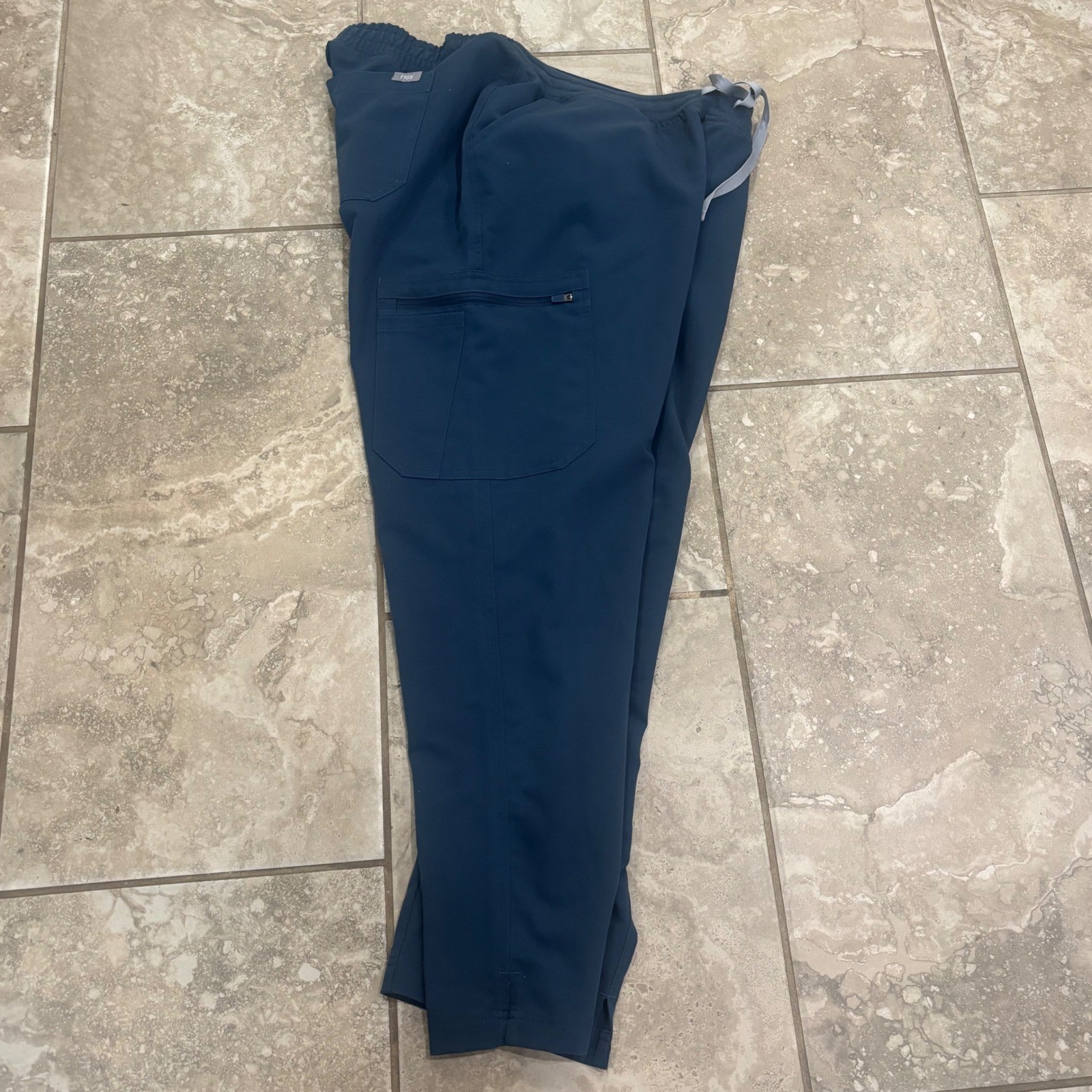FIGS Yola Maternity Scrub Pants Navy Blue Cargo Straight Leg W22SW2033 Large