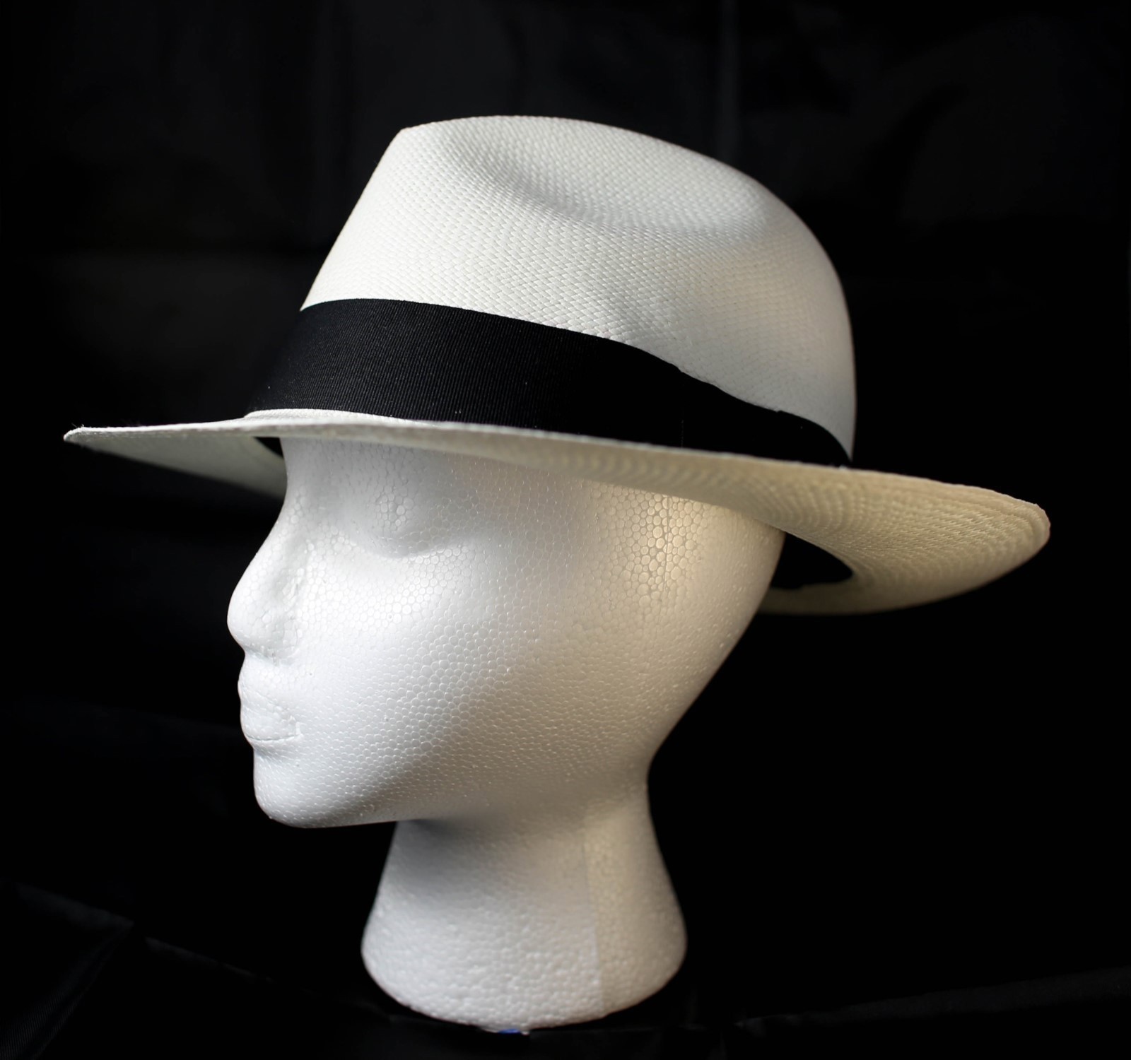 HANDMADE WITH TOQUILLA STRAW GENUINE ECUADOR MONTECRISTI” PANAMA HAT ” – 100%