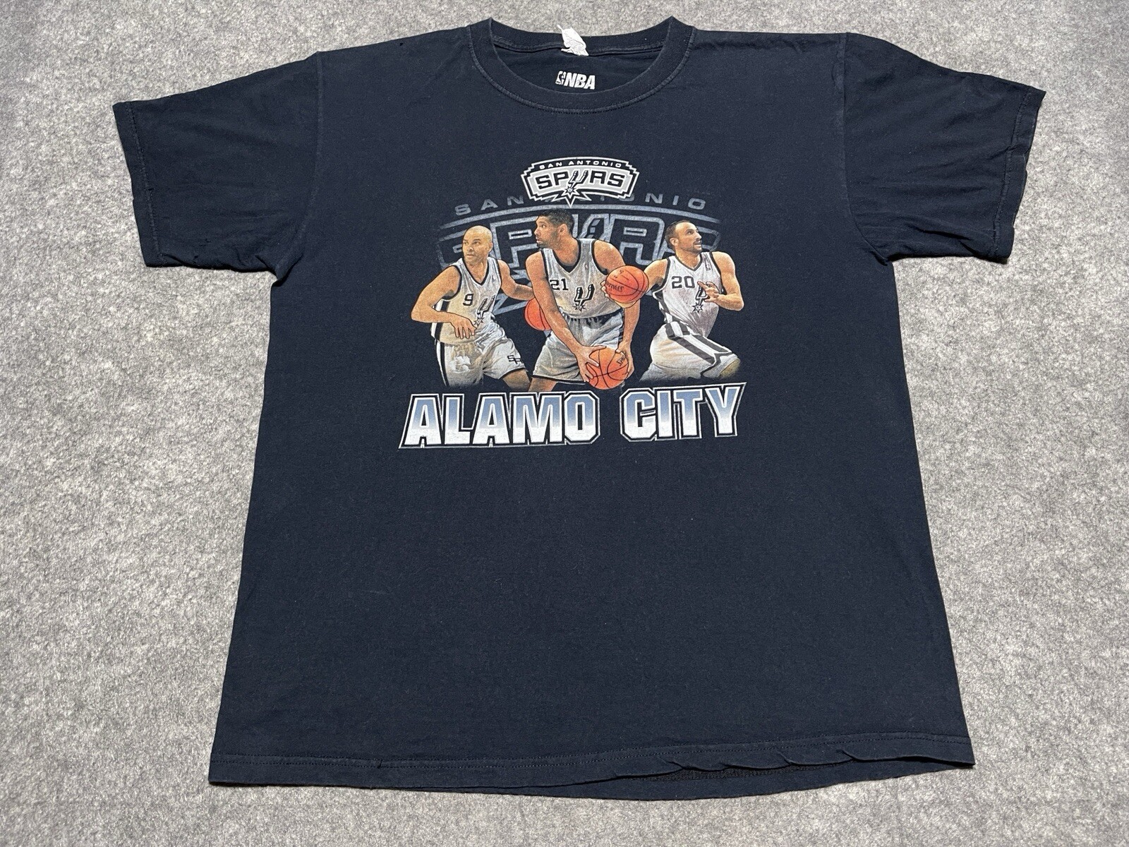 NBA San Antonio Spurs ALAMO CITY Black Large Champions Shirt DISTRESSED Ginobili