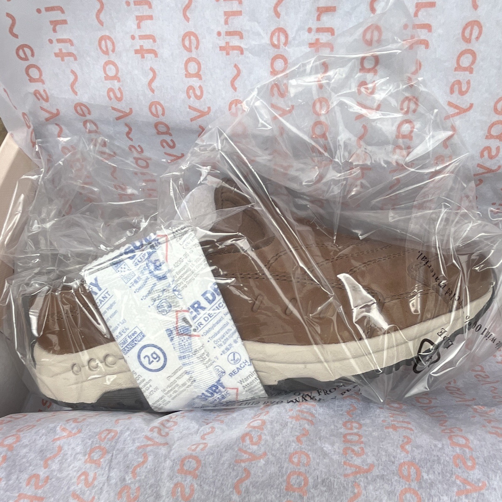 Easy Spirit Traveltime 698 Women’s Leather Comfort Slip-On Brown 6 WW