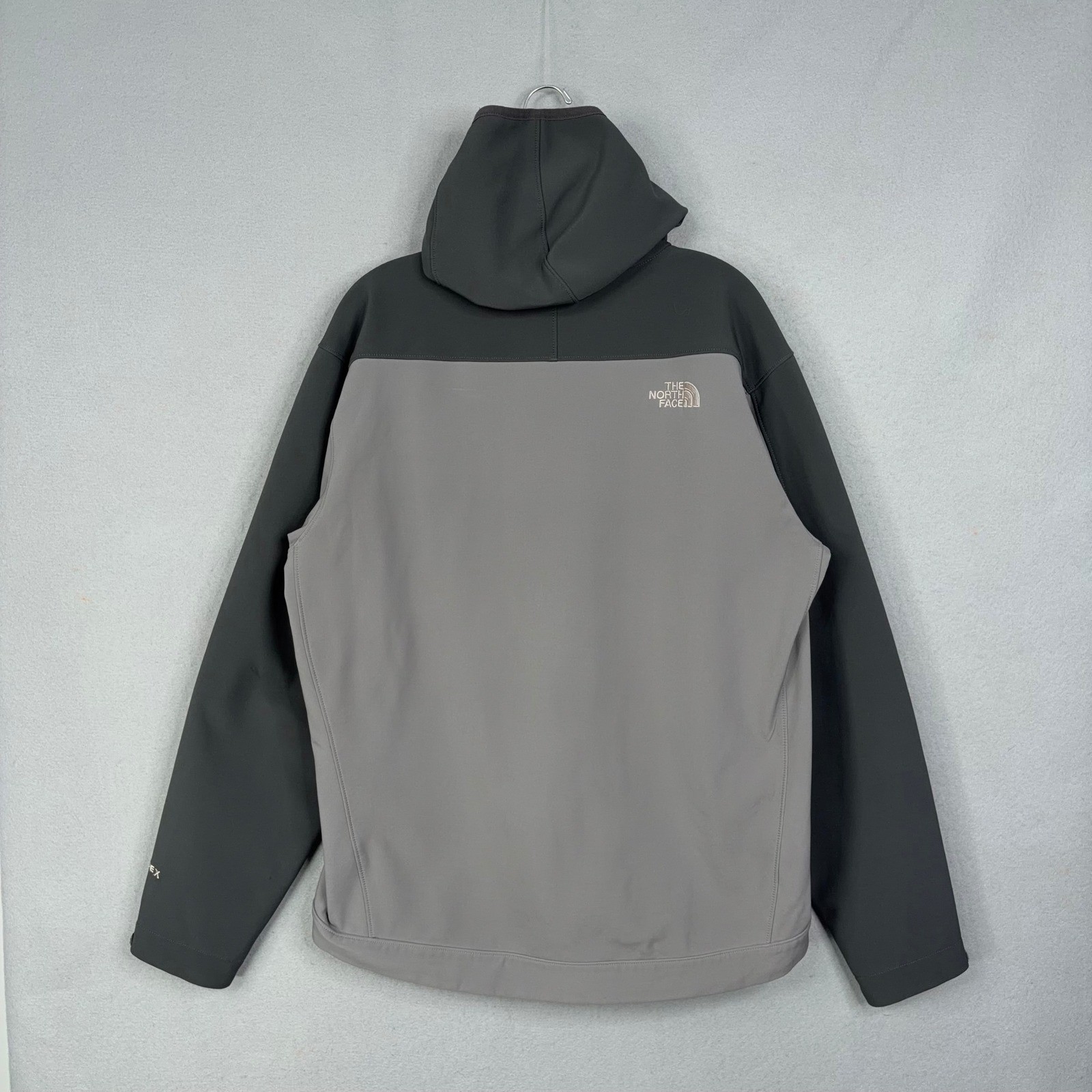 The North Face Apex Bionic Mens Large Gray Two-Tone Softshell Hooded Gorpcore