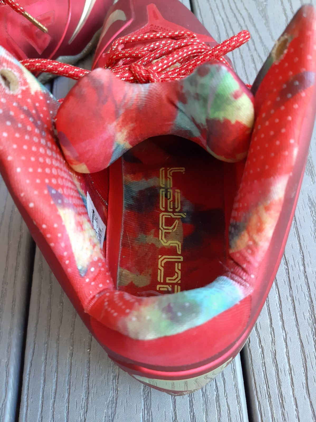 Nike LeBron XI Elite SE Championship University Red Metallic Gold Size 11