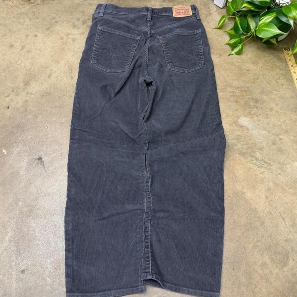 Levi’s Corduroy charcoal gray corduroy pants size 29×26 loose fit
