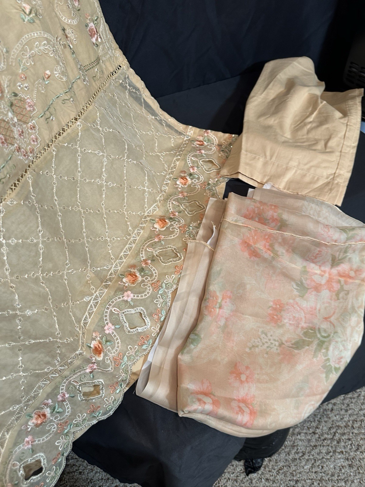 Premium Bin Saeed Brand Lawn Emb Suit 3 PC – Chiffon Dupatta – Large Size – $34
