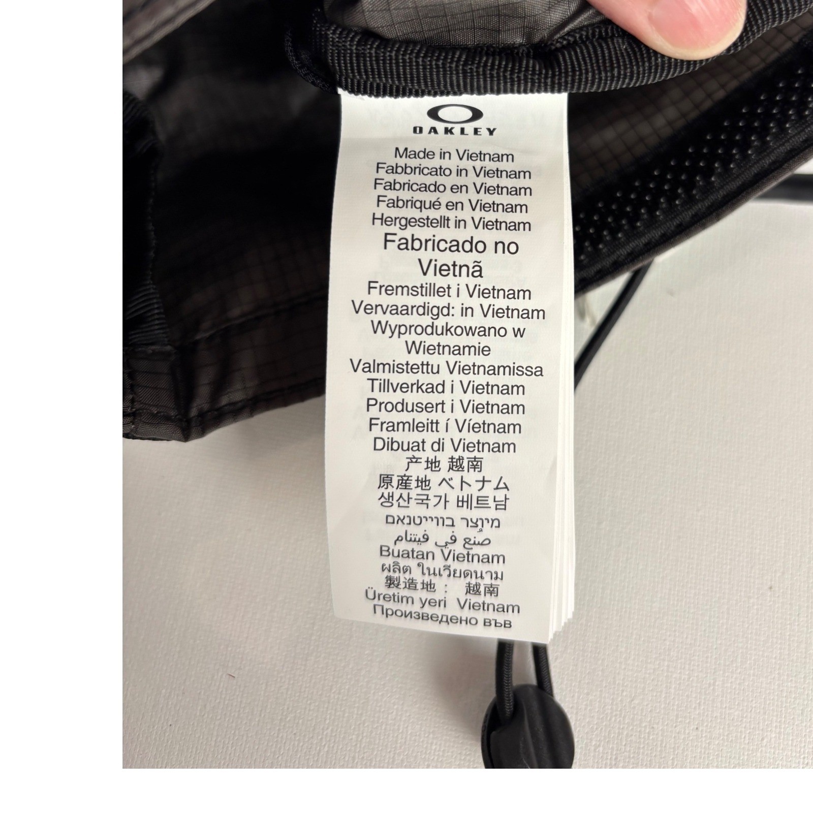Oakley Reserve Pouch Granite Gray Ripstop Crossbody Bag NEW Outdoors